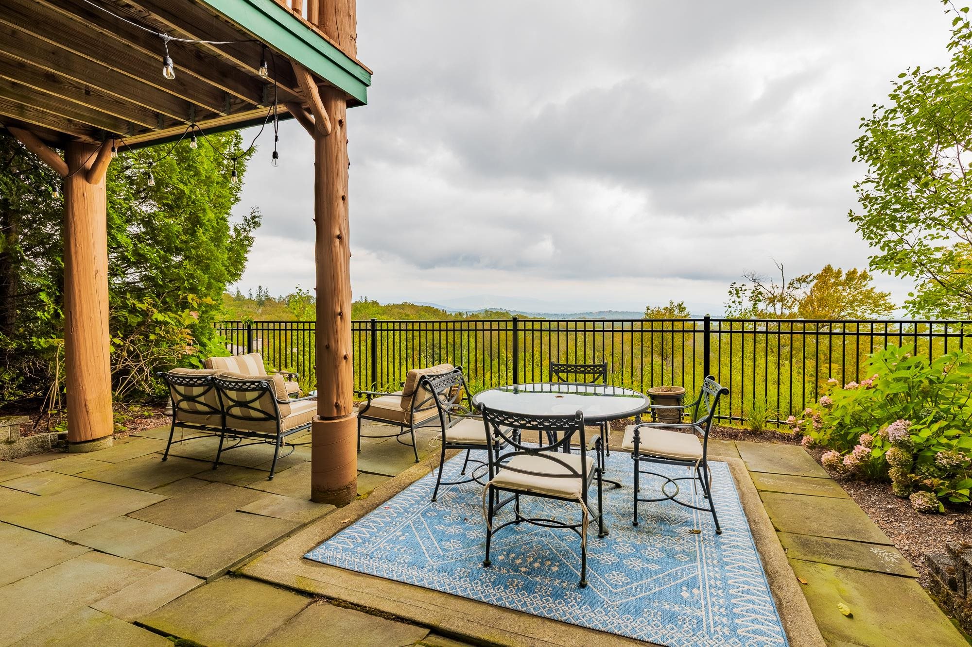 4B Hardwood Hill