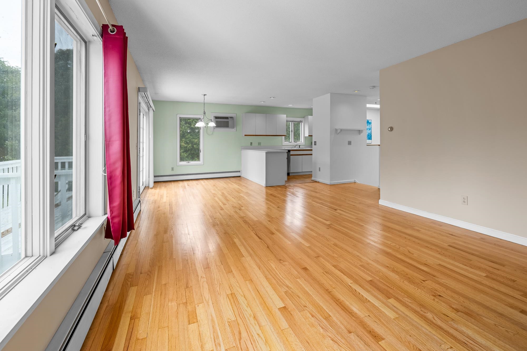 51 Russell Street Unit: D