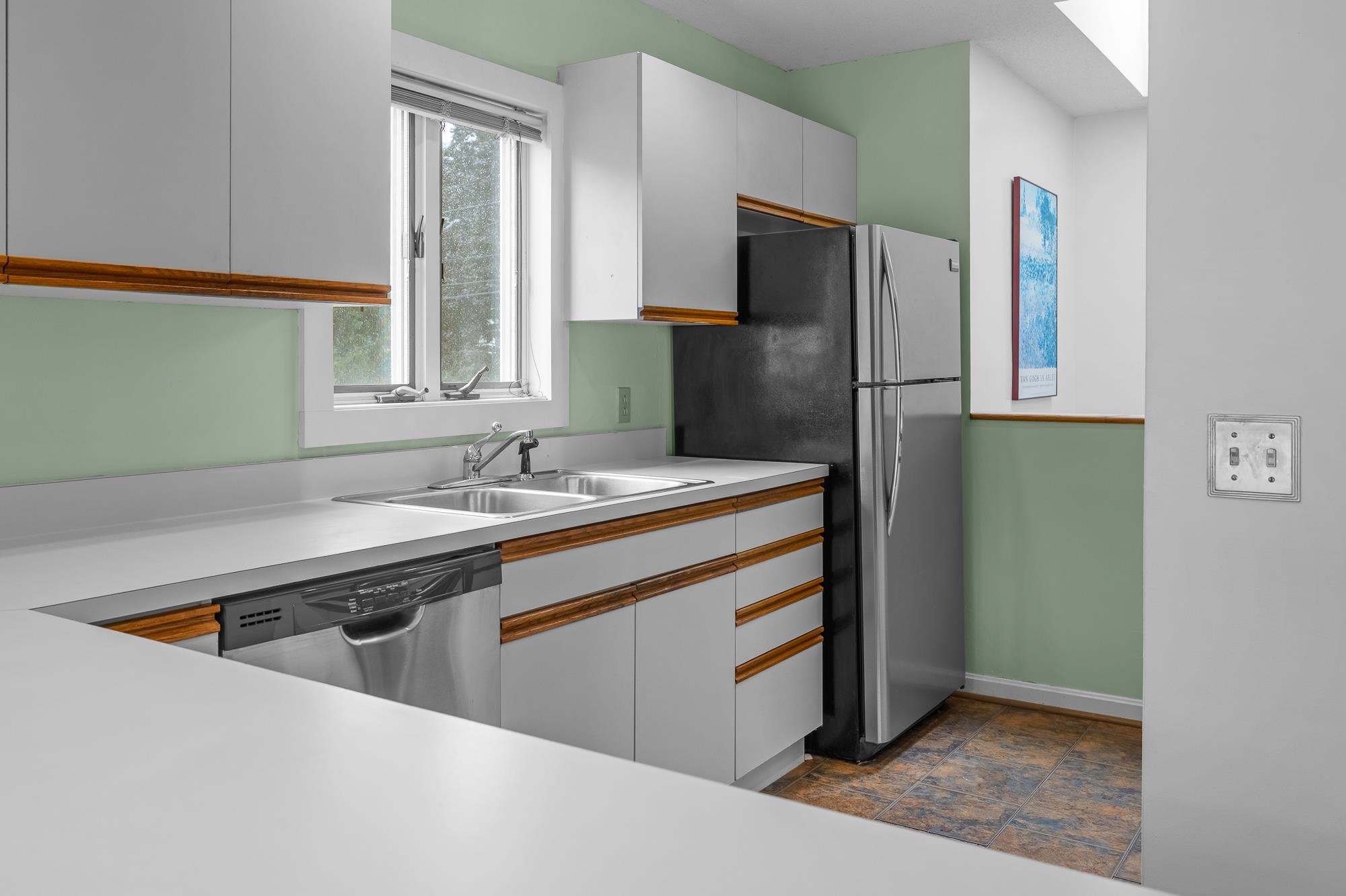 51 Russell Street Unit: D