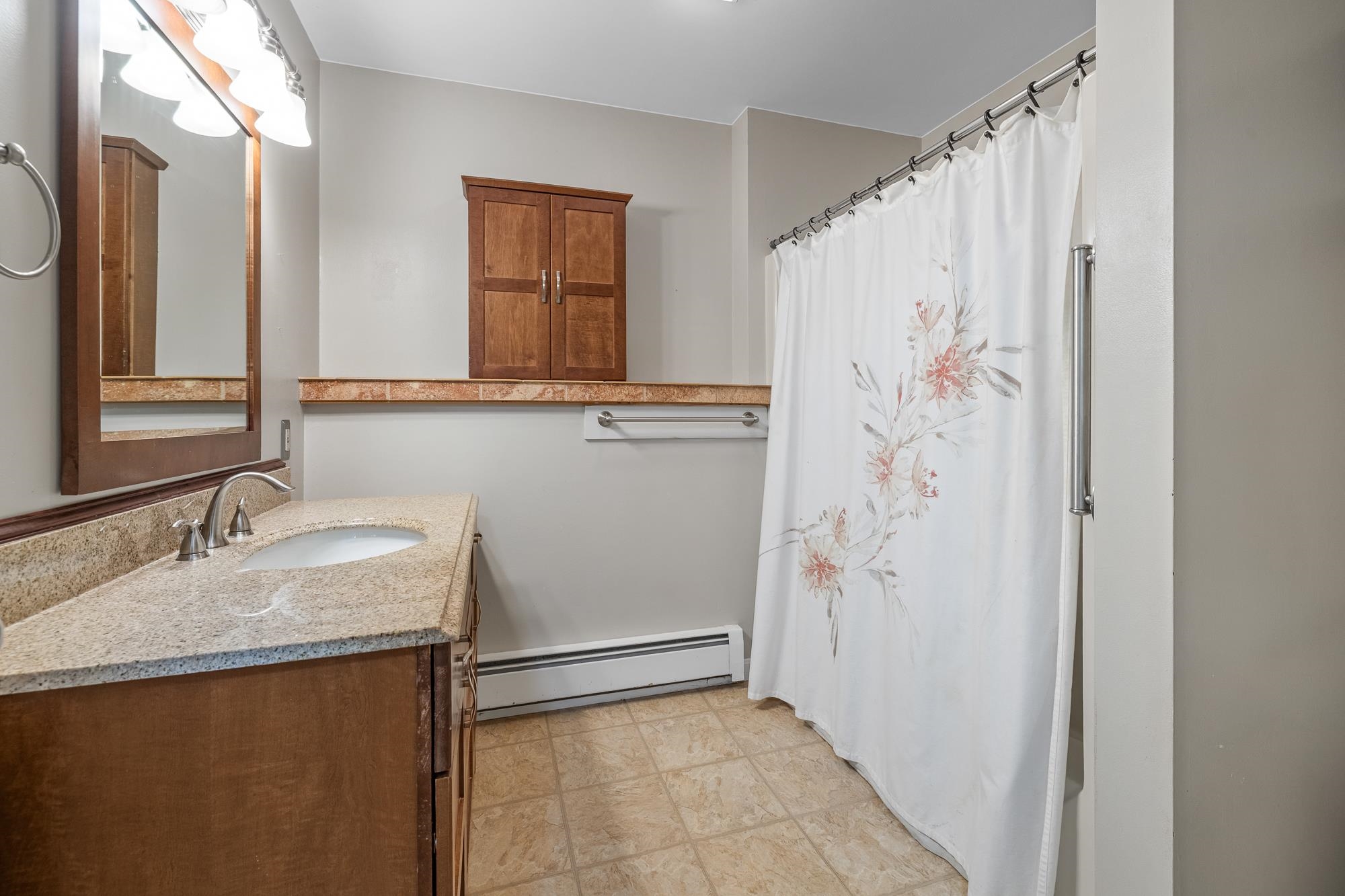 51 Russell Street Unit: D