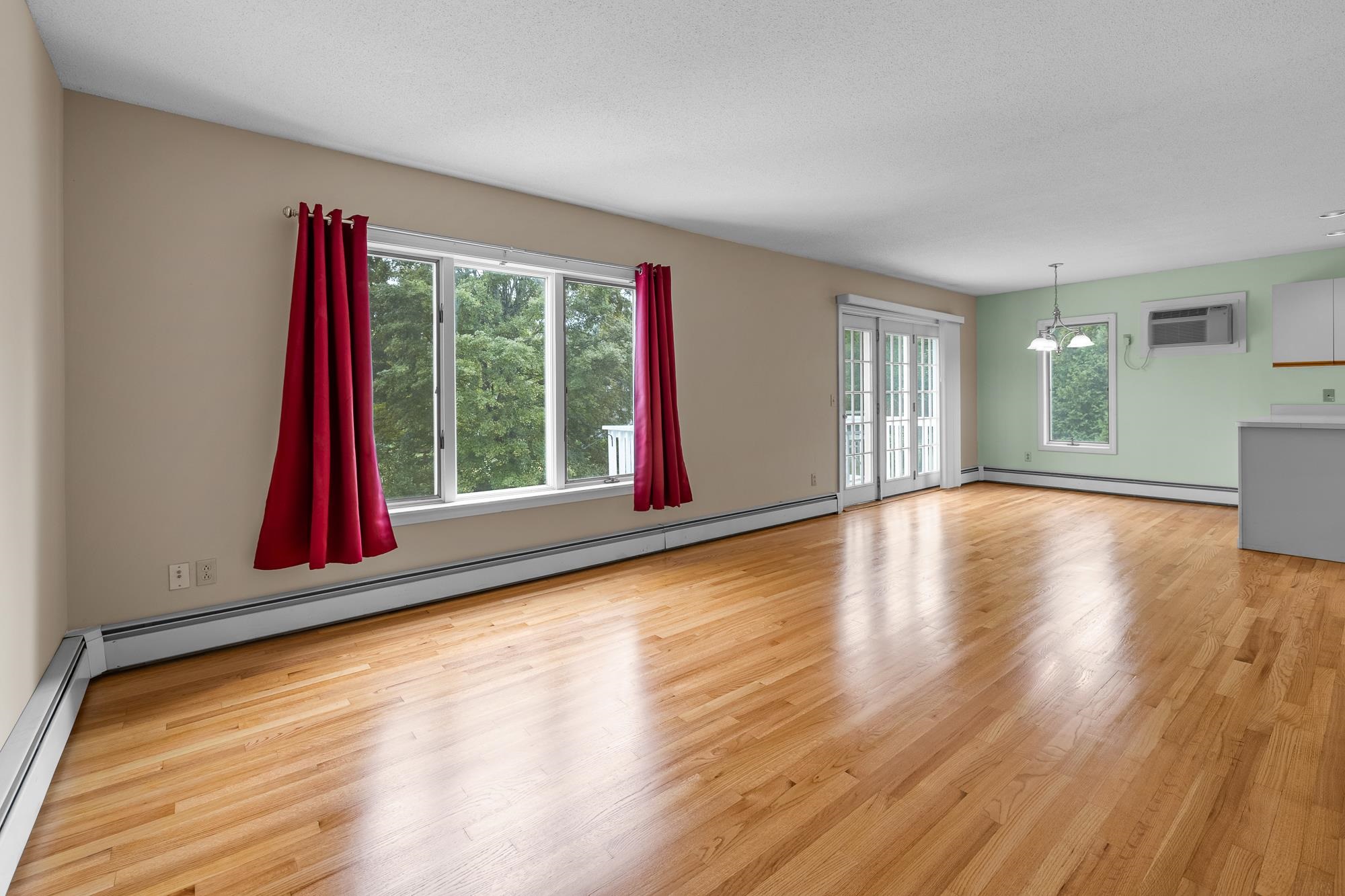 51 Russell Street Unit: D