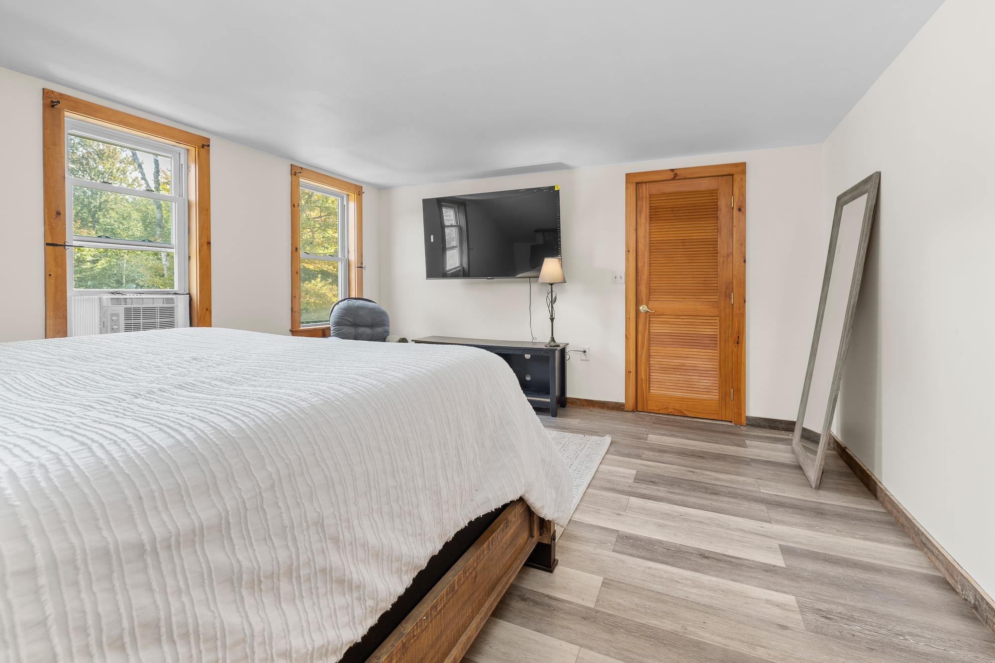 935 Old Manchester Road