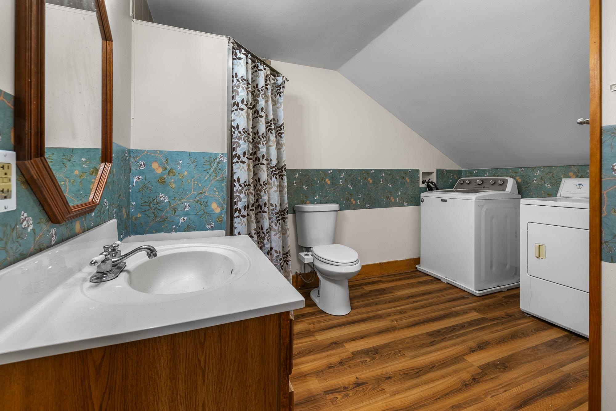 935 Old Manchester Road