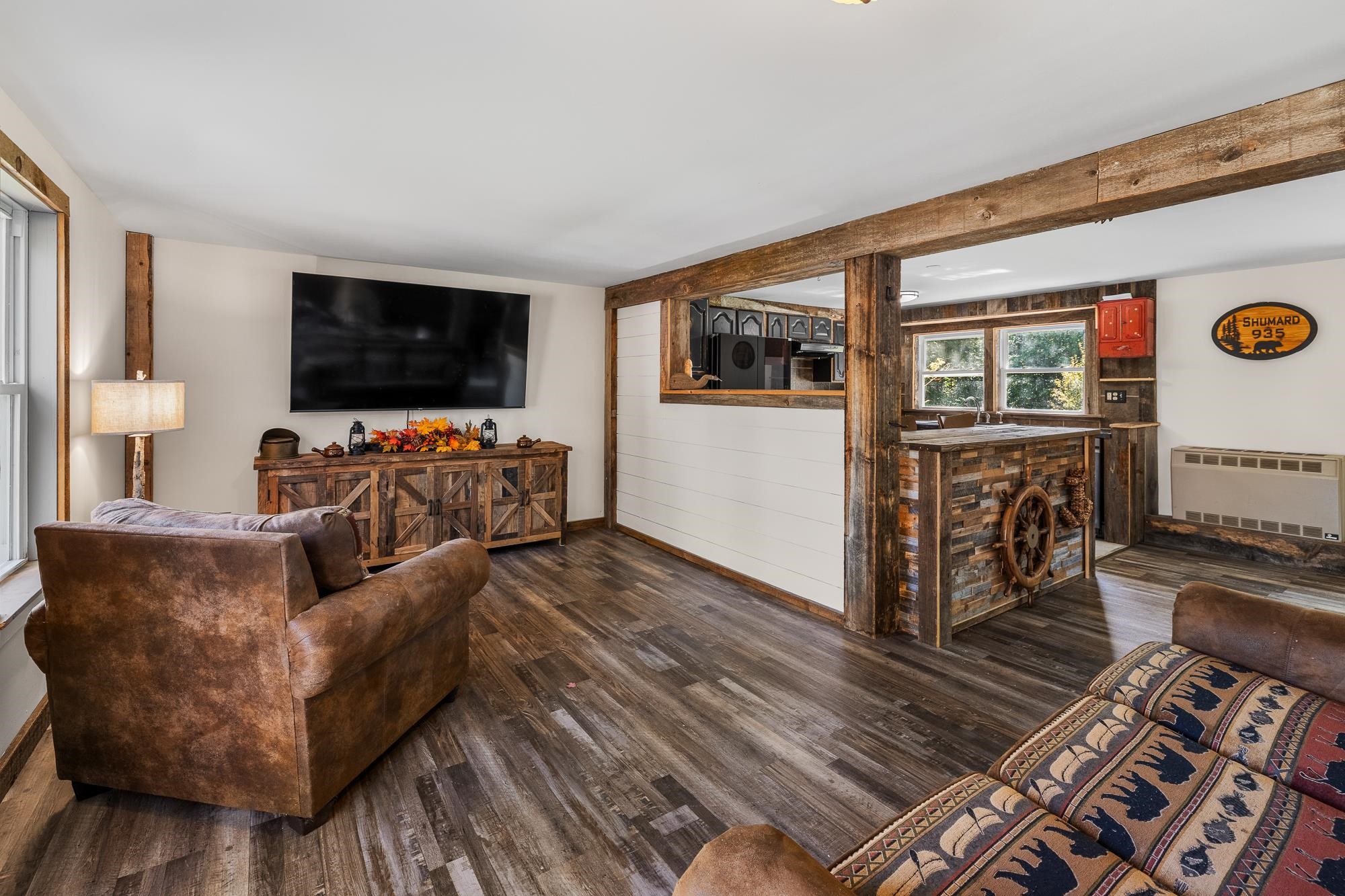 935 Old Manchester Road