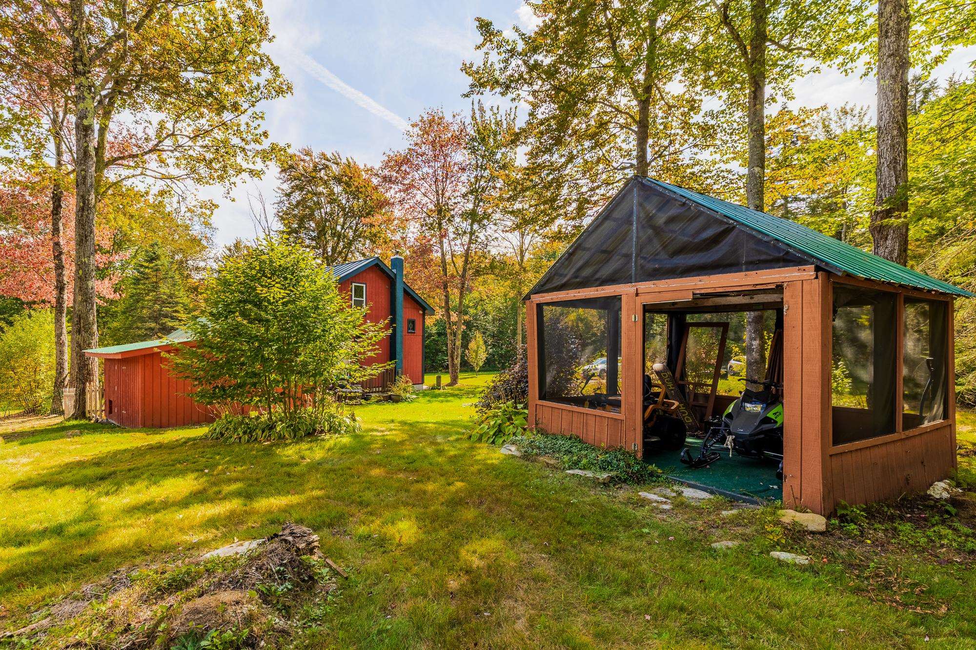 935 Old Manchester Road