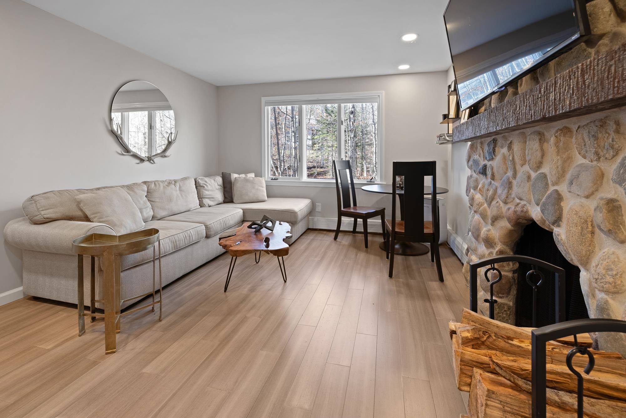 24 North Branch Road