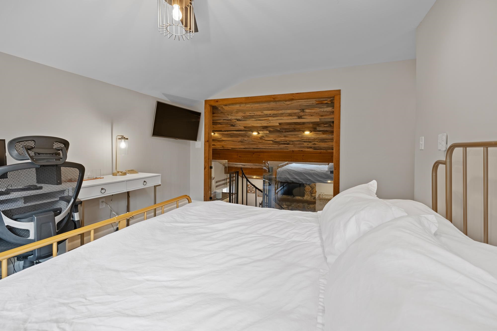 24 North Branch Road