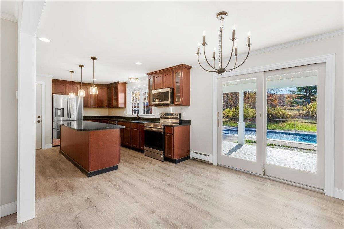 211 ROD and GUN CLUB Road