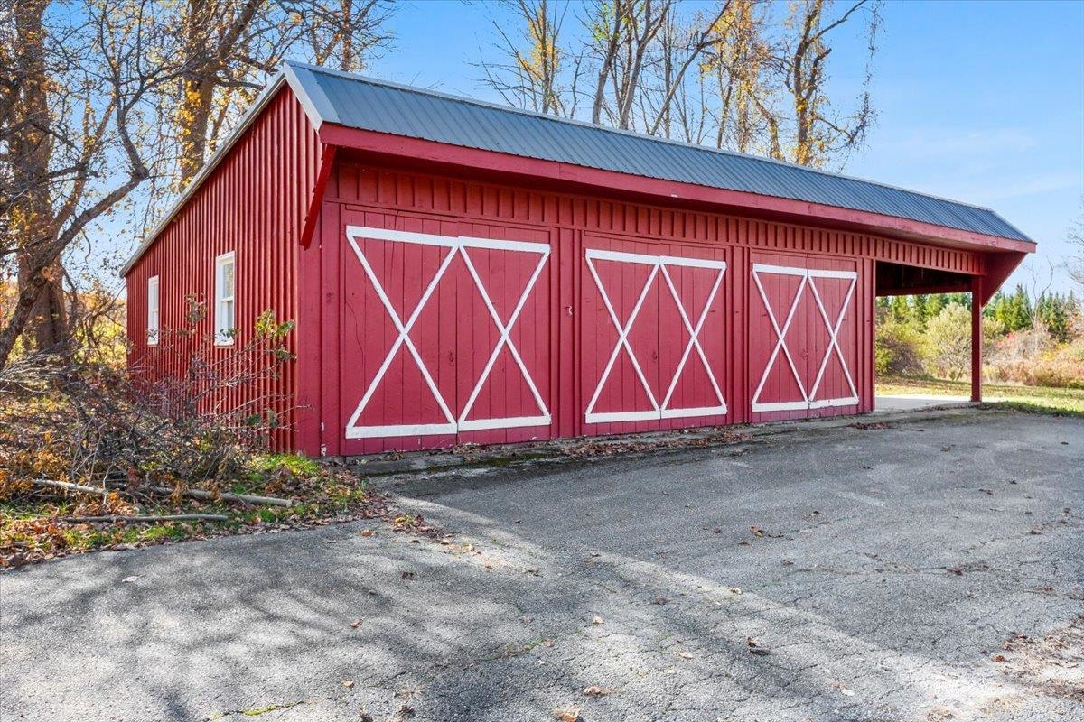 211 ROD and GUN CLUB Road
