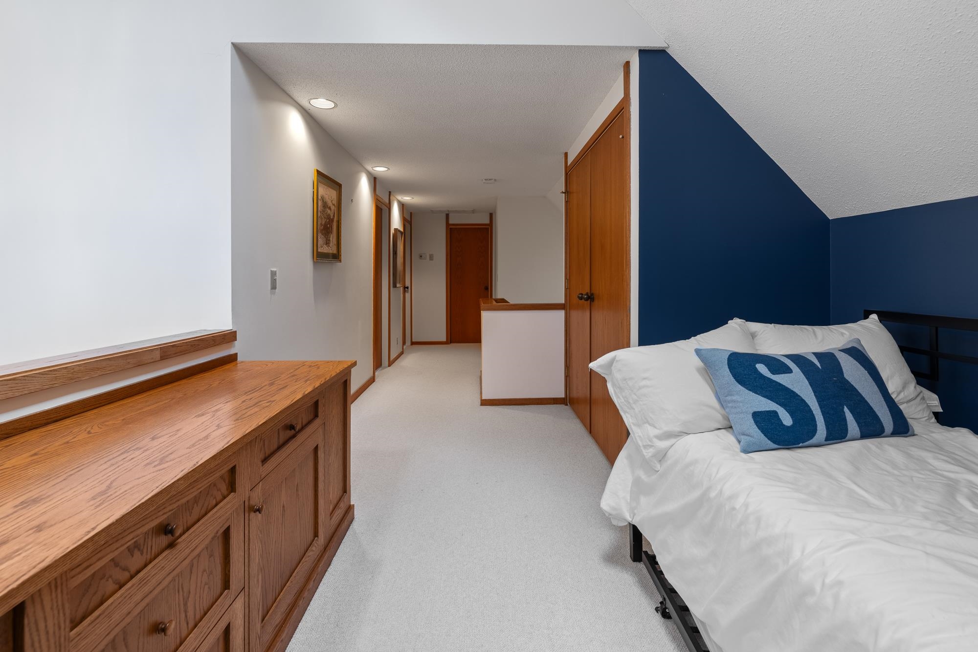 9 Pond View Road Unit: 9