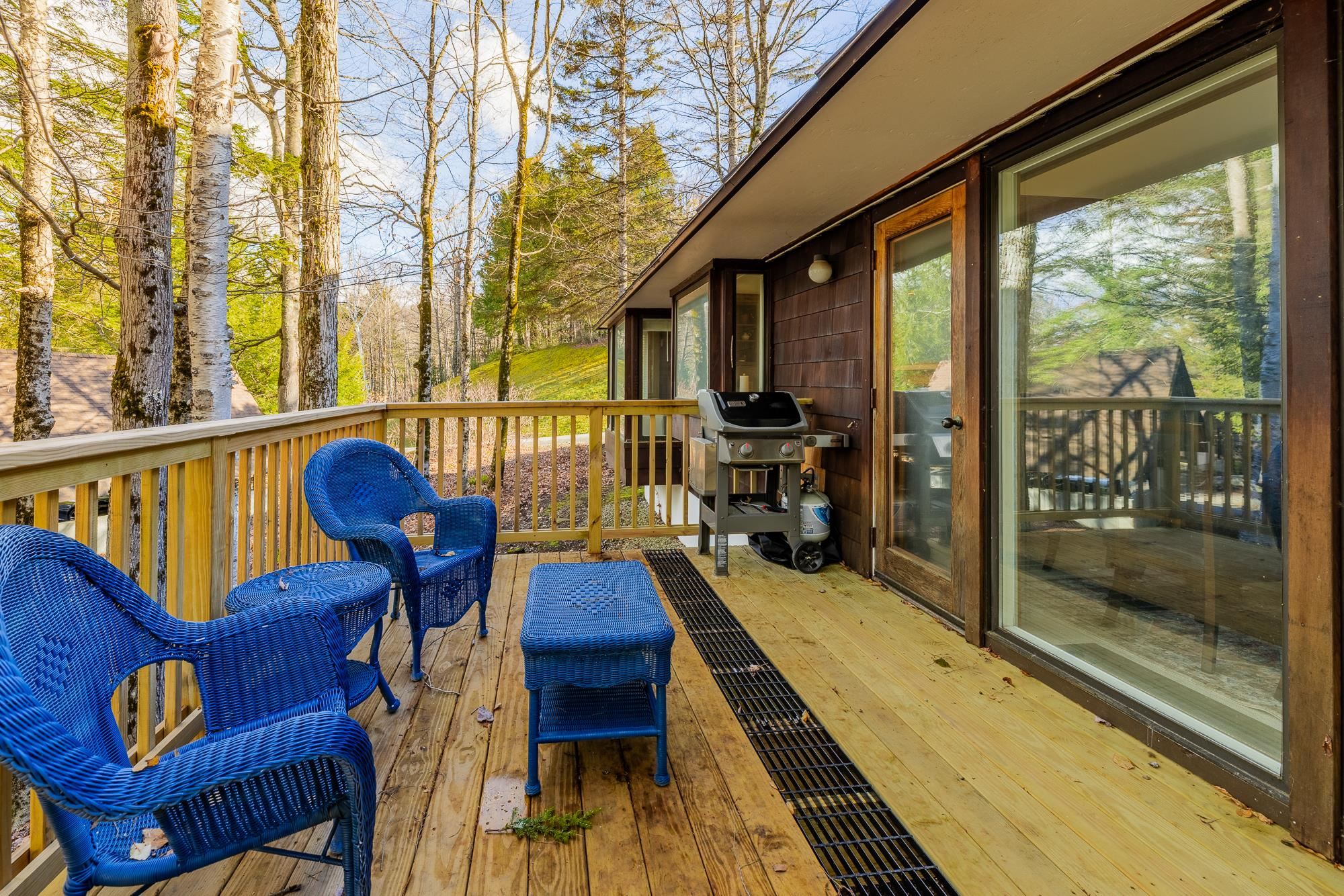 9 Pond View Road Unit: 9