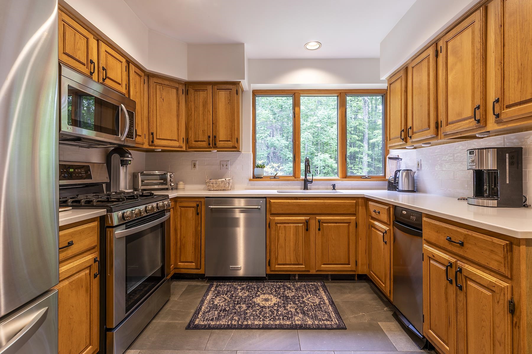5 Linscott Road