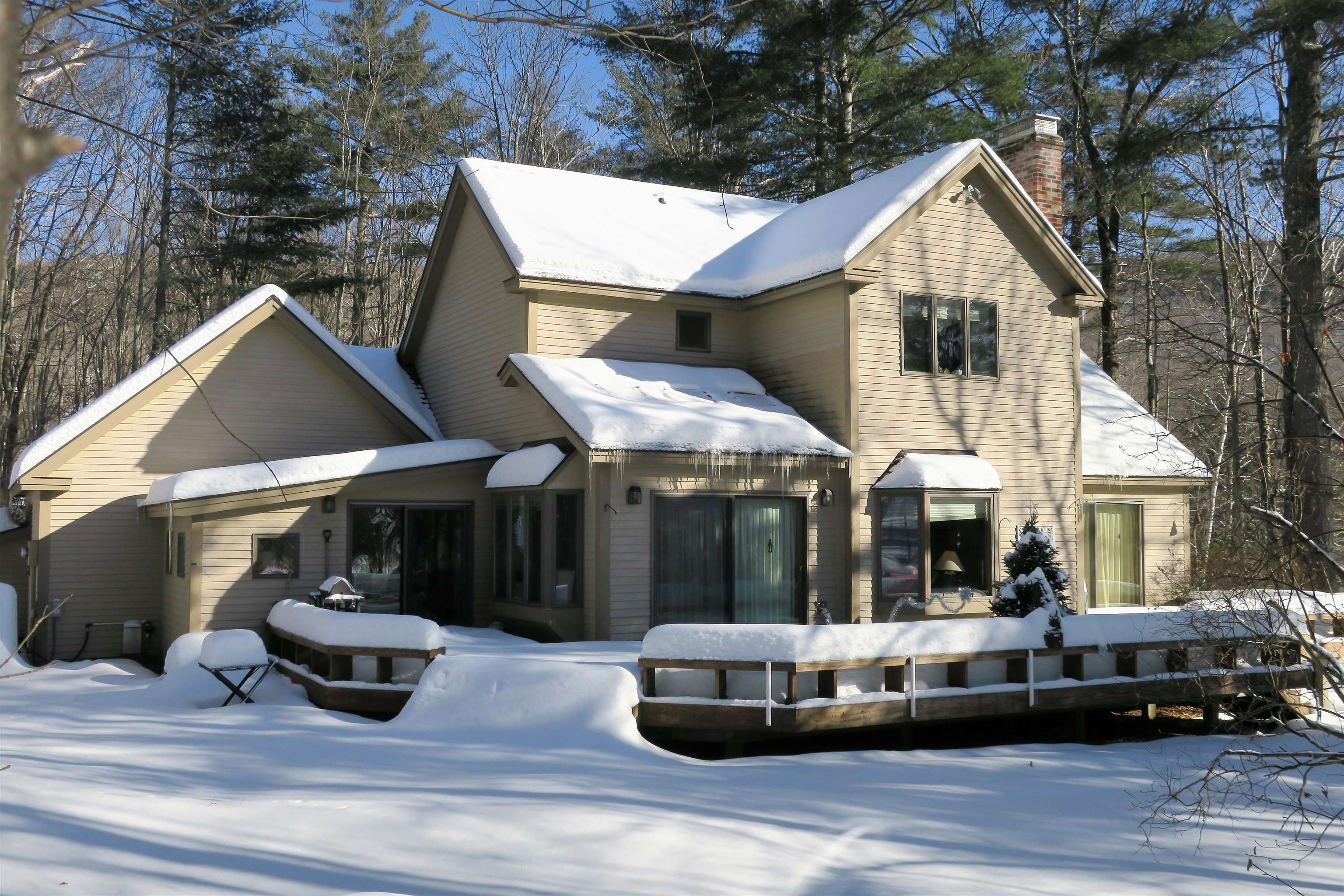 5 Linscott Road