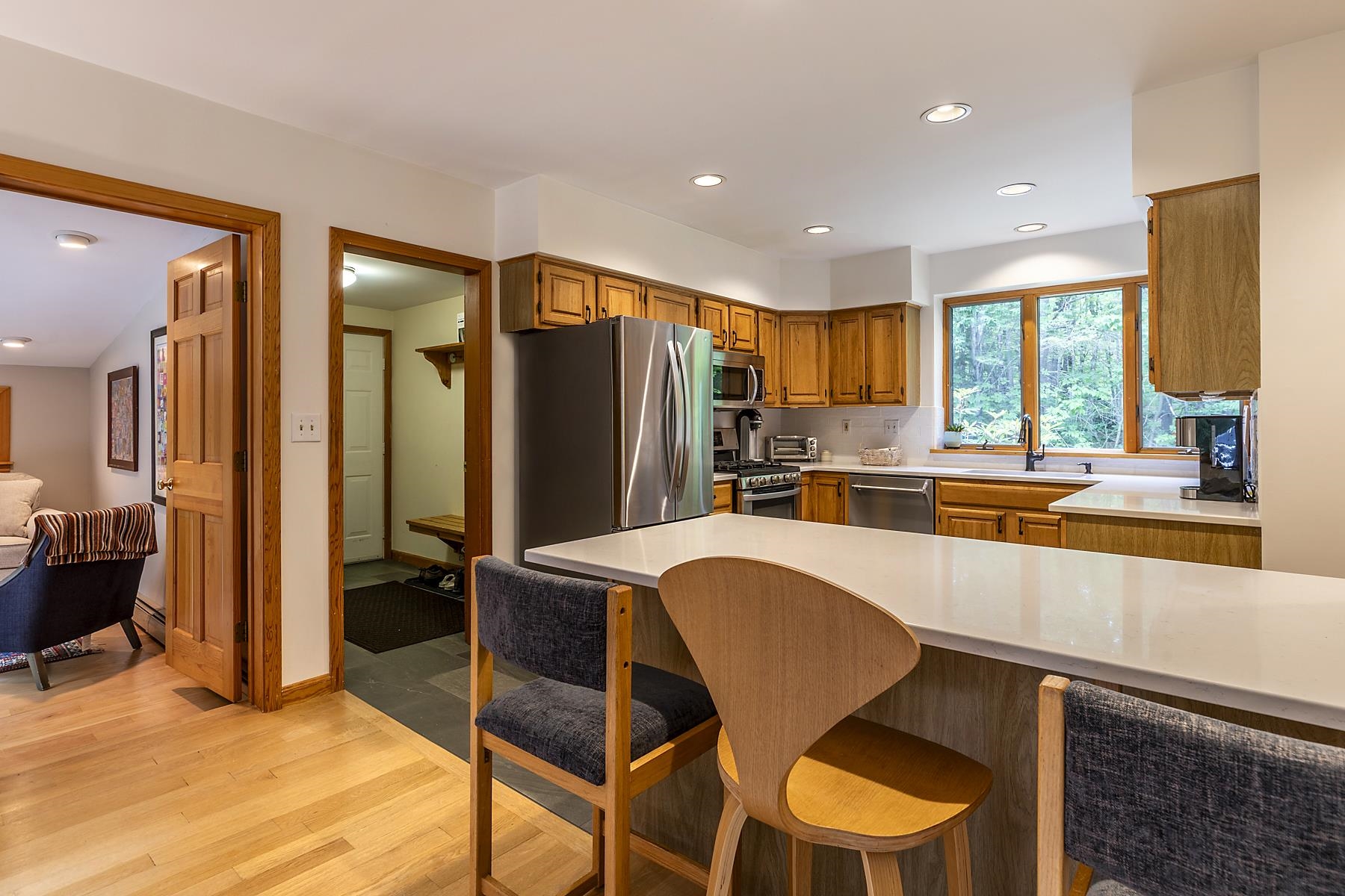 5 Linscott Road