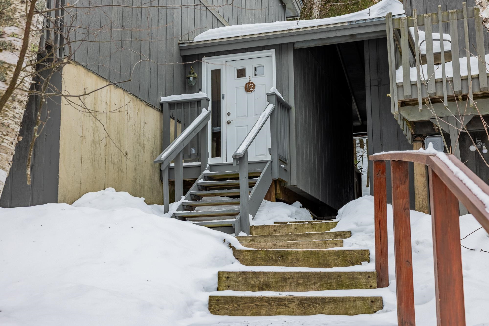 12 Stratton West Road Unit: 12