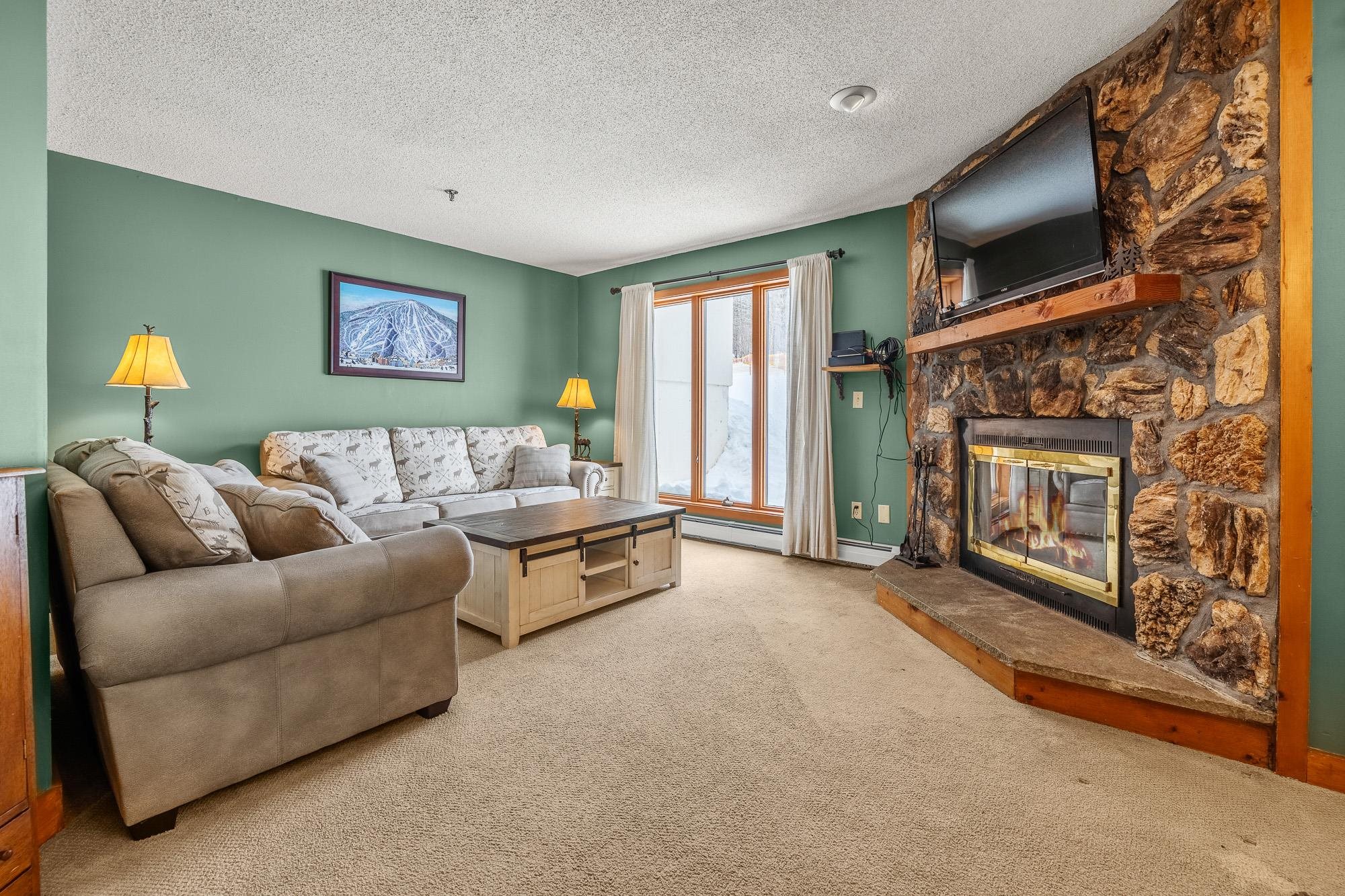 18 Ober Tal Drive Unit: F-12