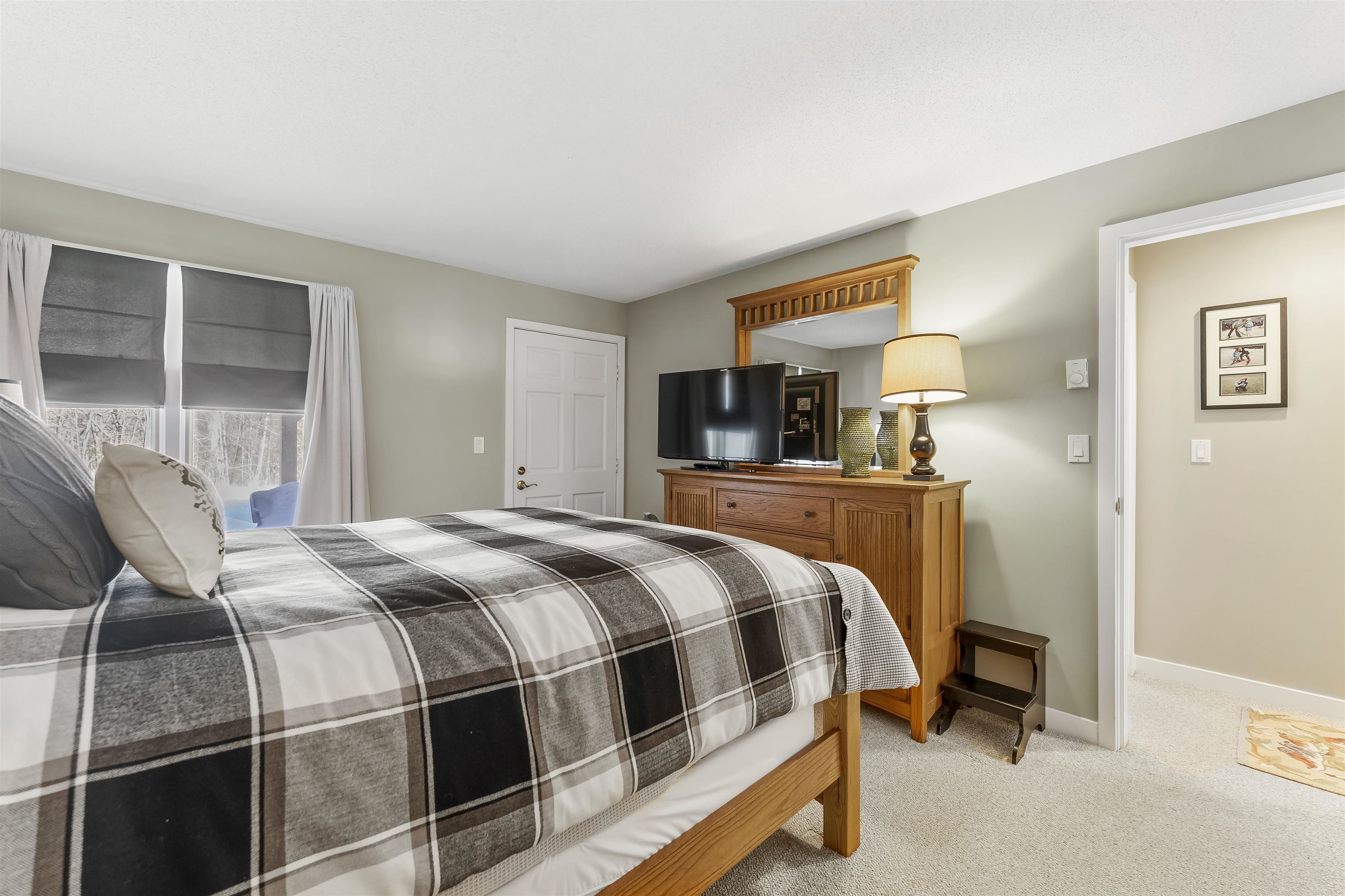 22 High Point Drive Unit: 511