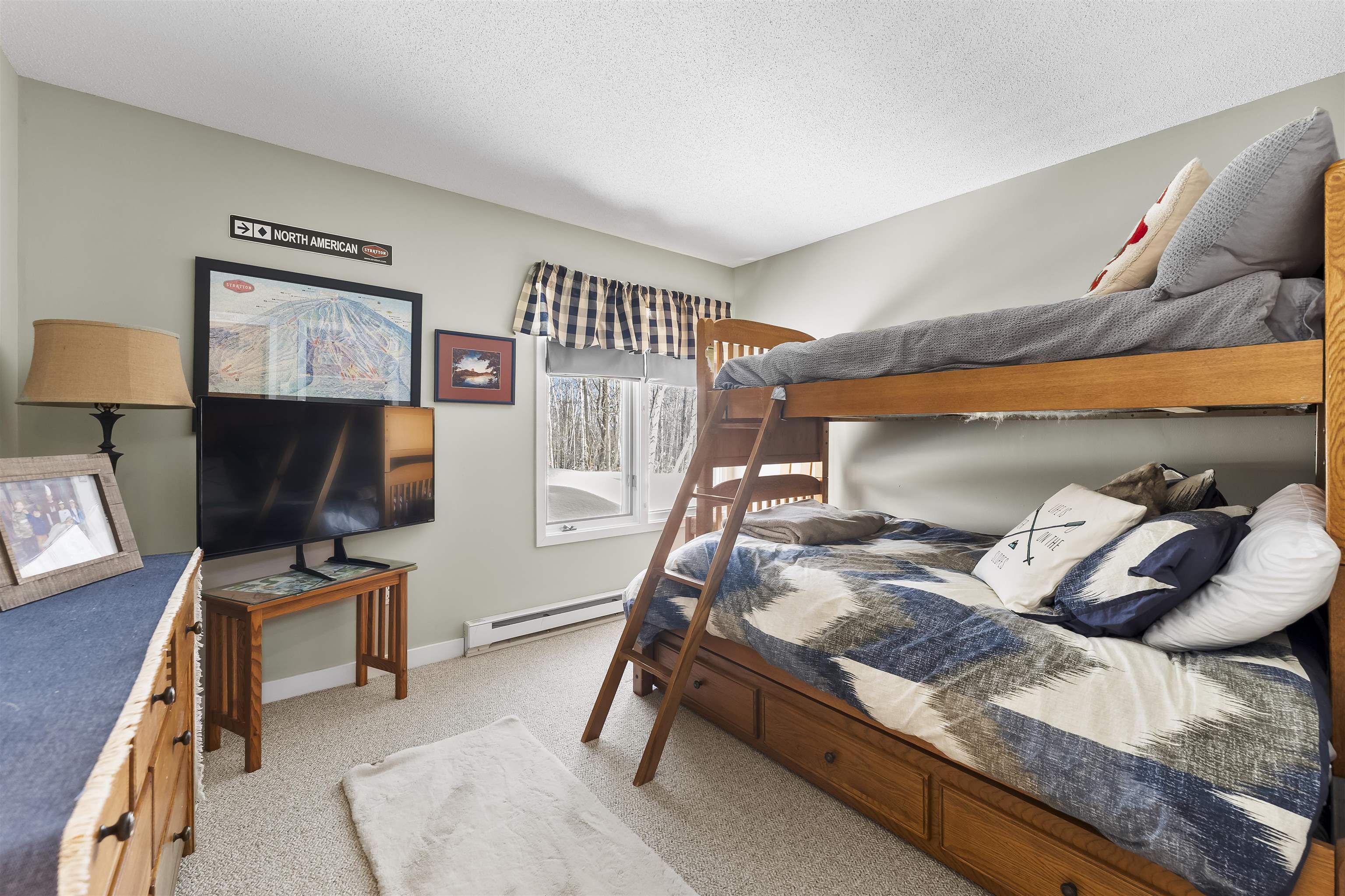 22 High Point Drive Unit: 511
