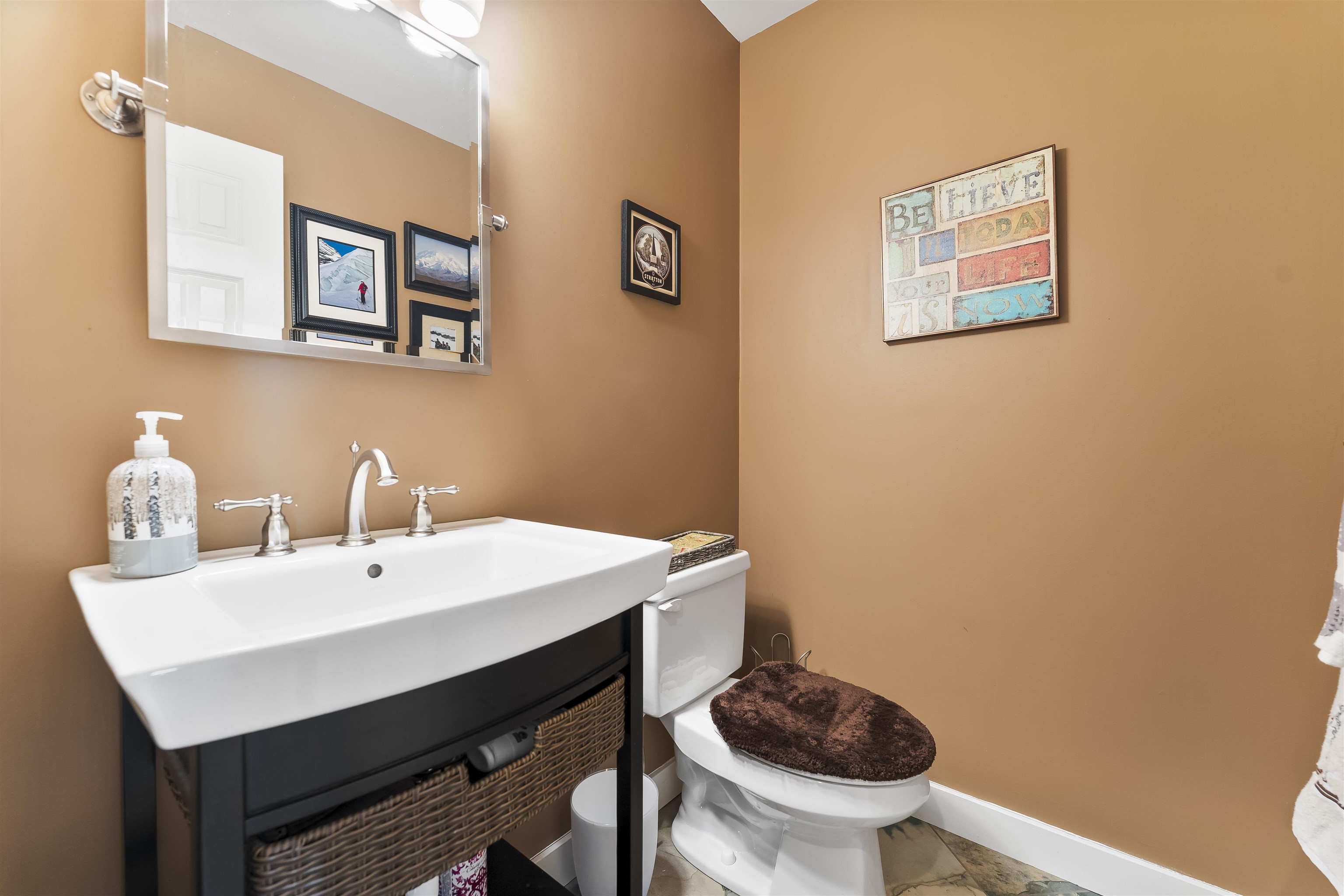 22 High Point Drive Unit: 511