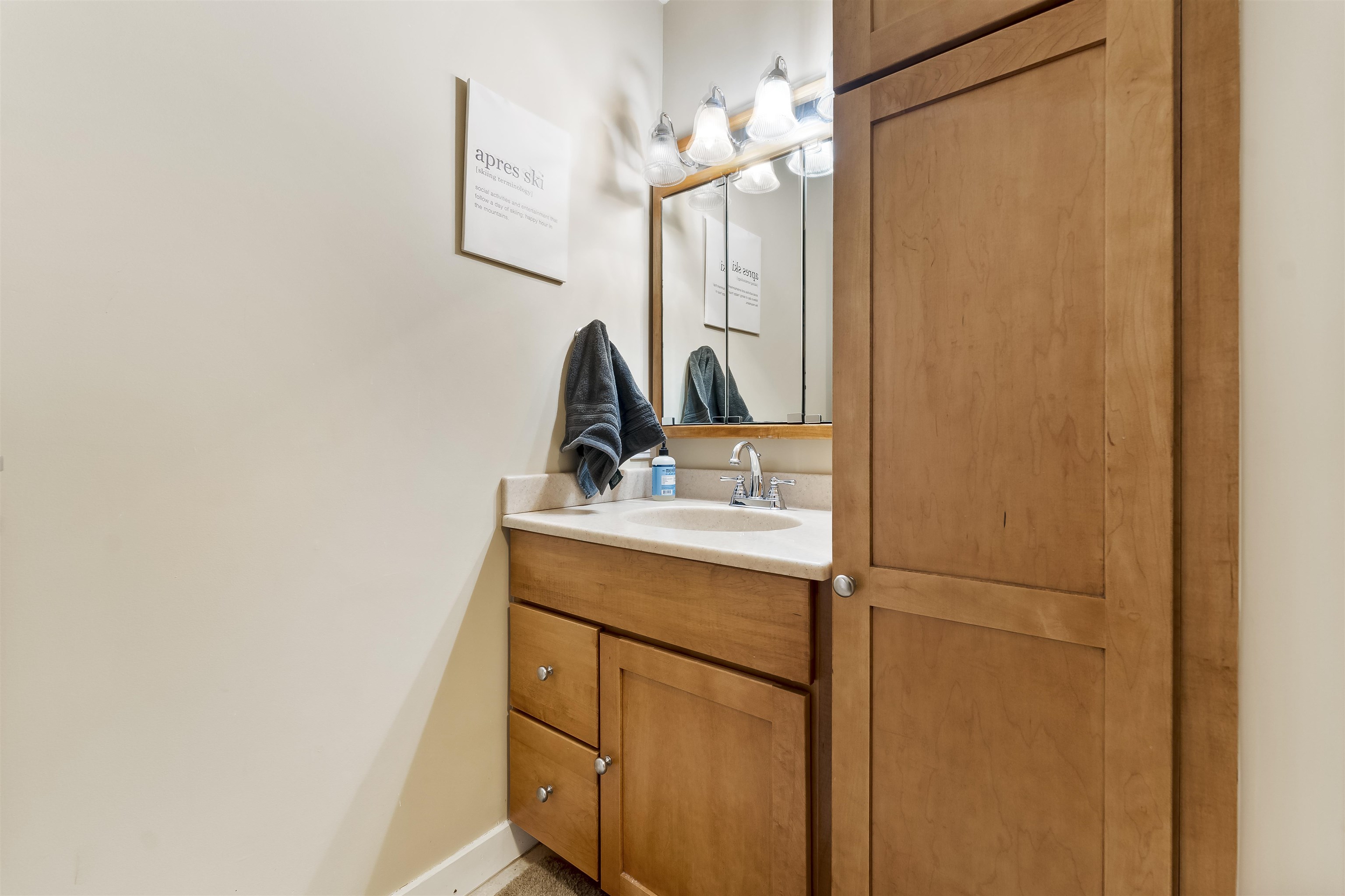 22 High Point Drive Unit: 511