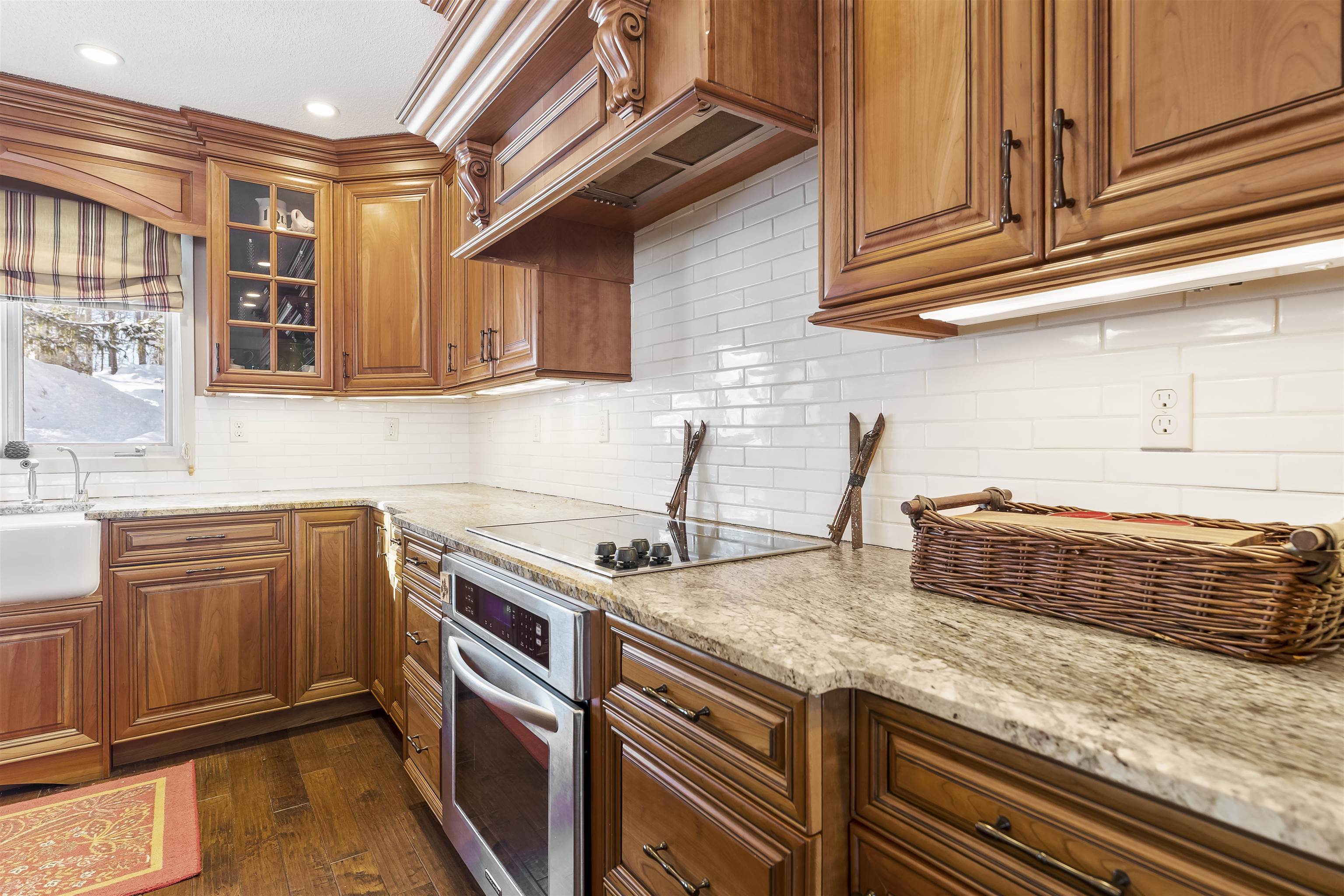22 High Point Drive Unit: 511