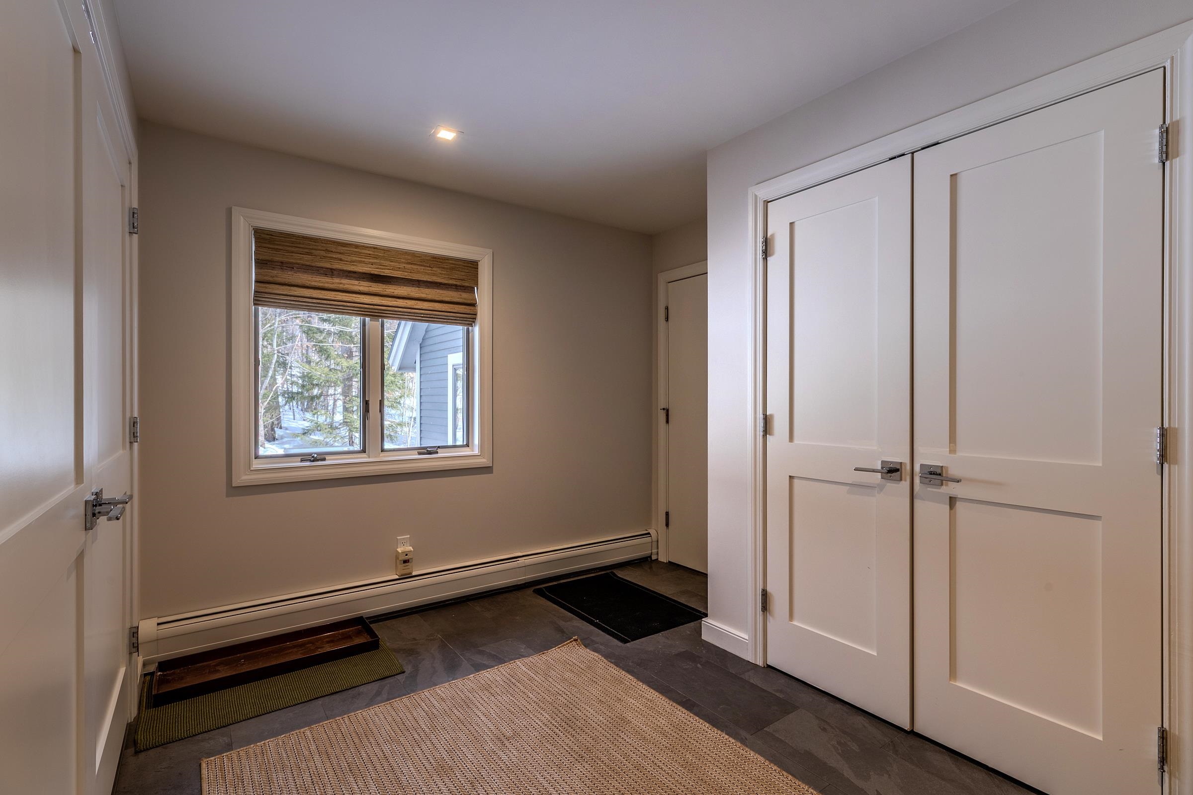 3 Linscott Road