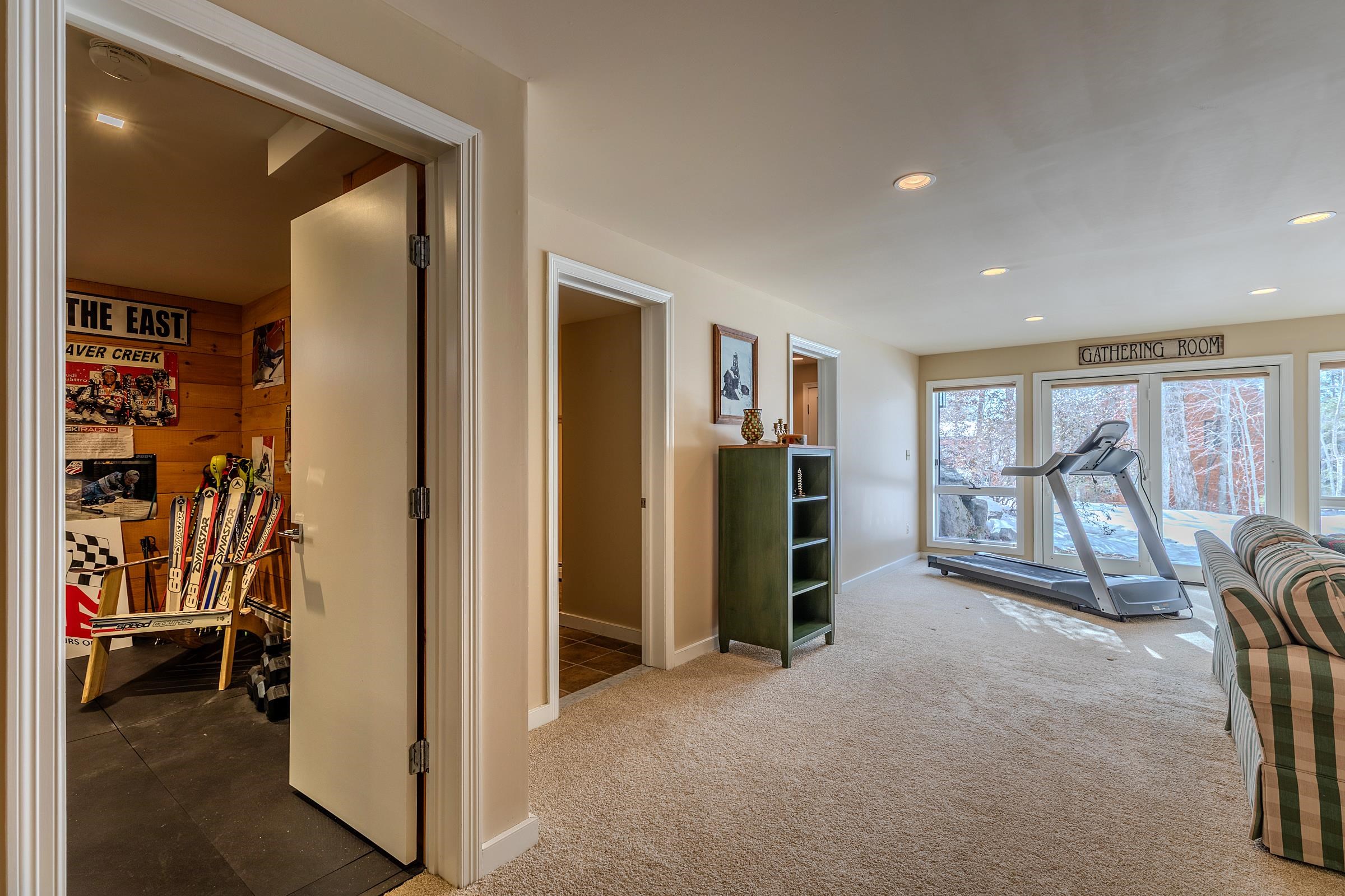 3 Linscott Road