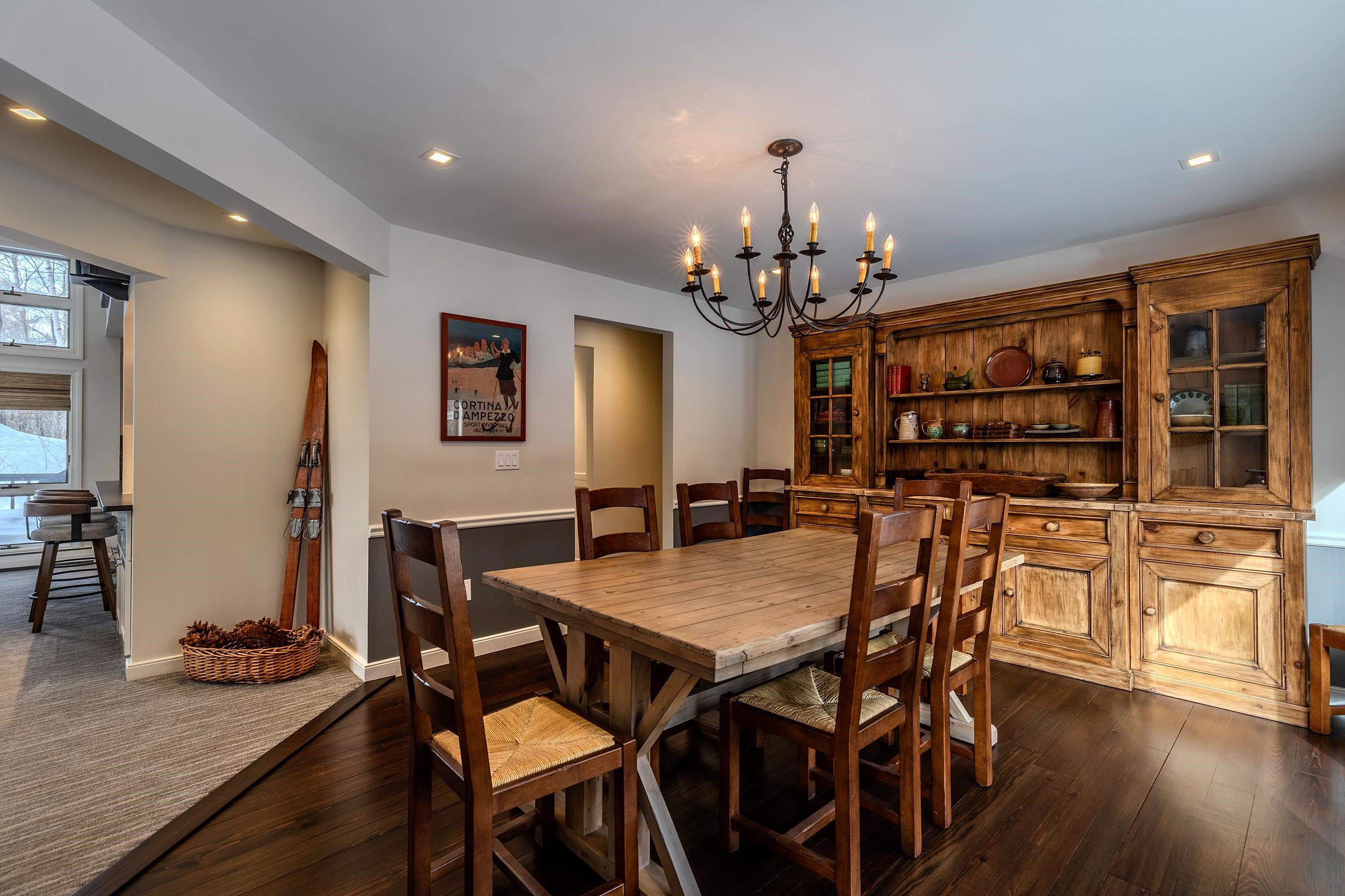 3 Linscott Road