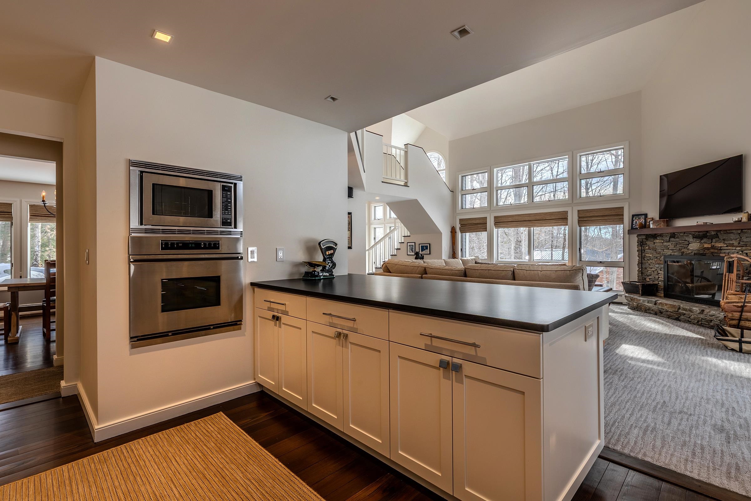3 Linscott Road