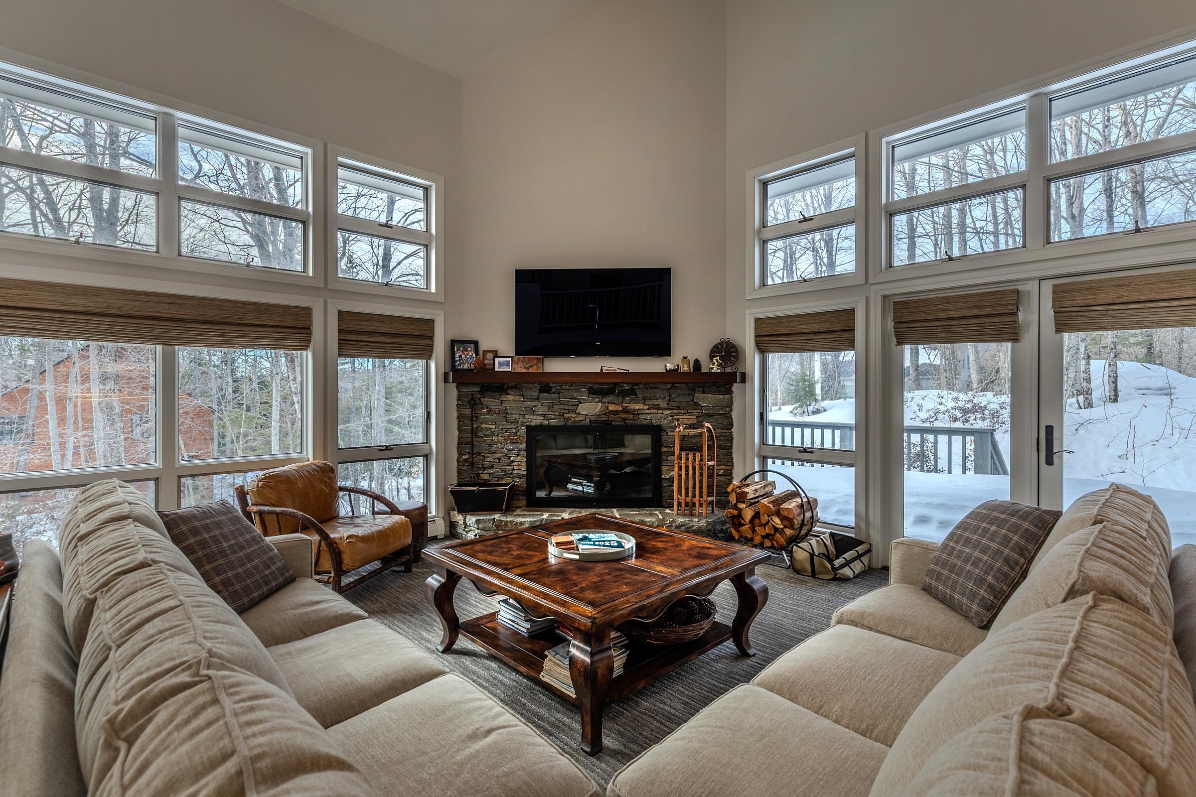 3 Linscott Road