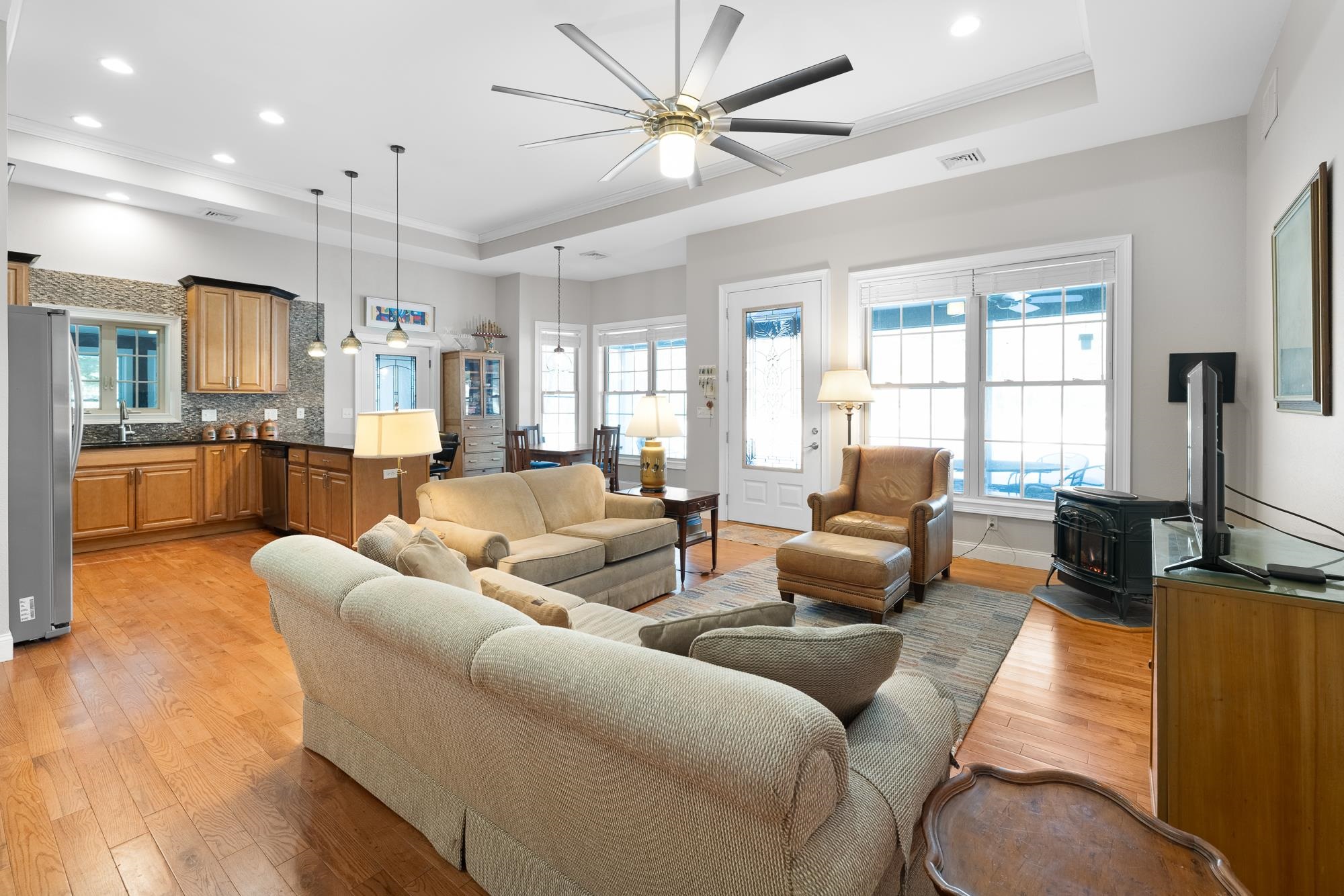 85 Limerick Lane Unit: A & B