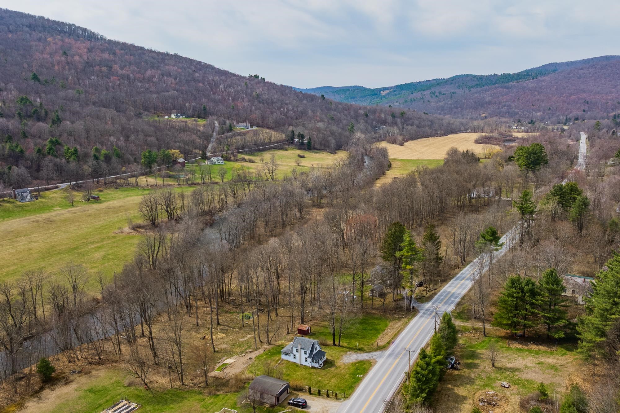2819 Route 313
