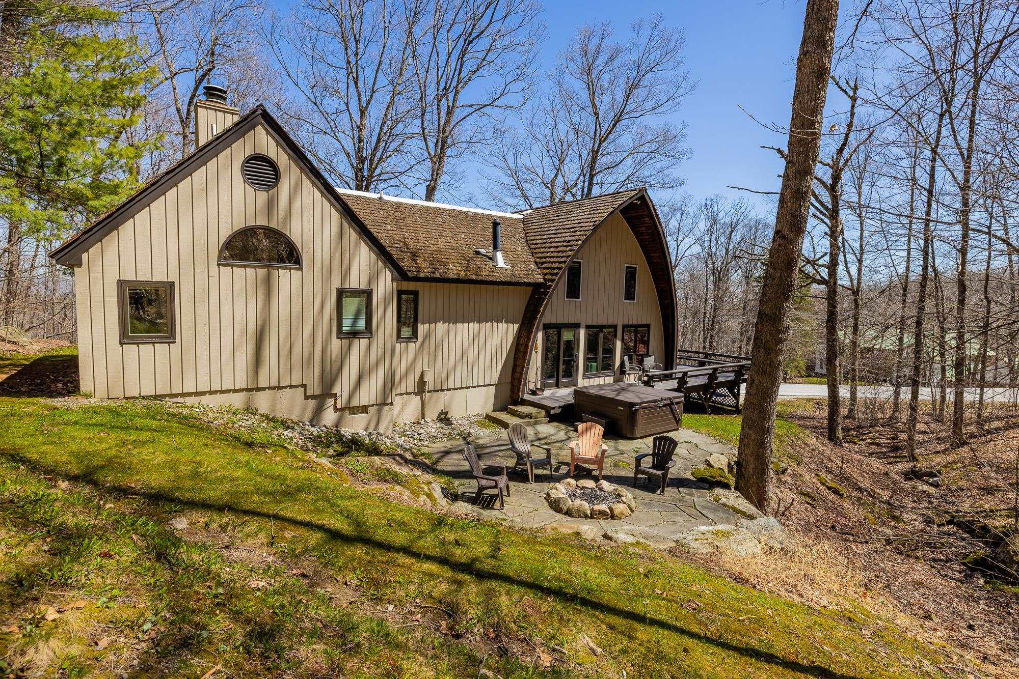 82 North Brookwood