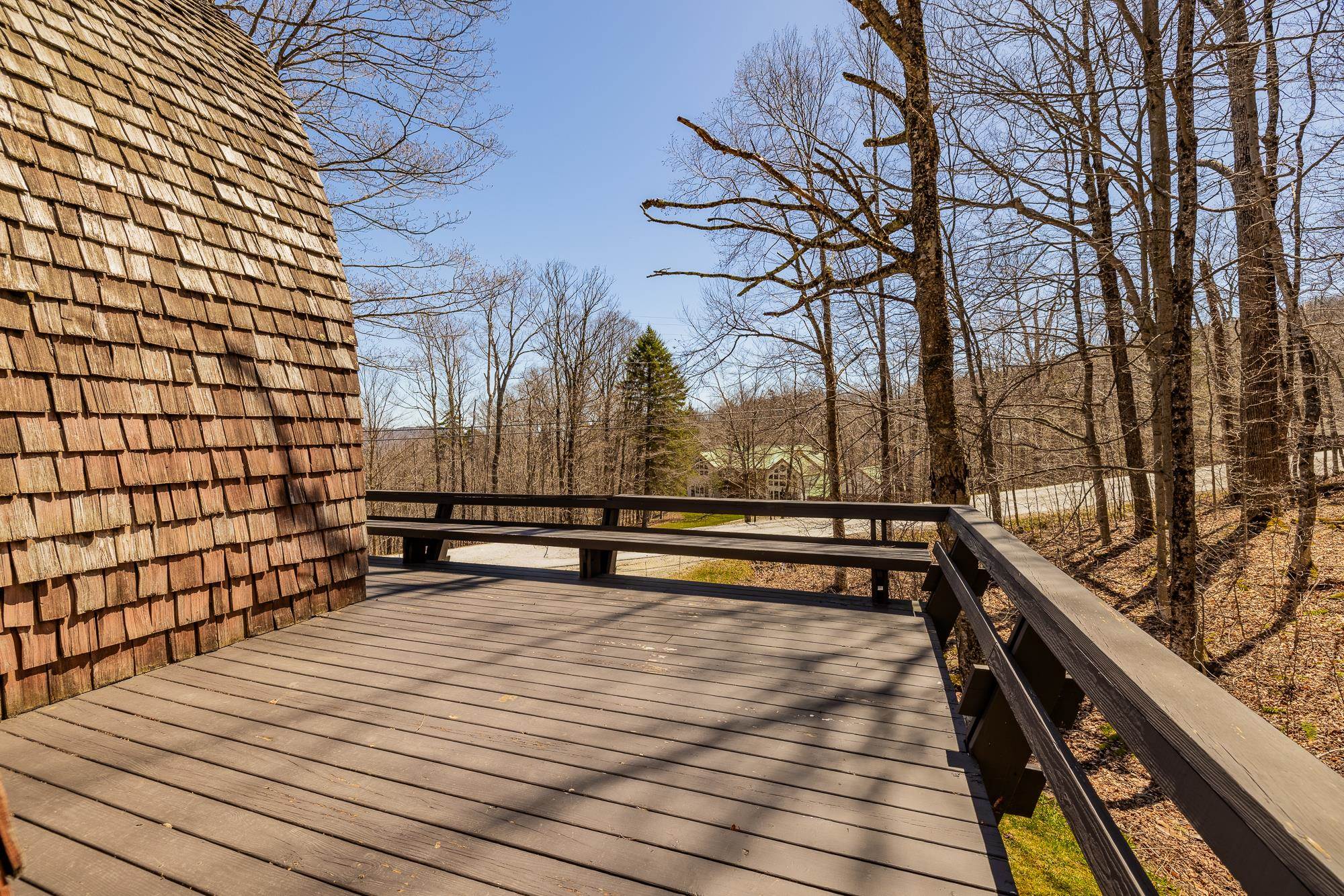 82 North Brookwood