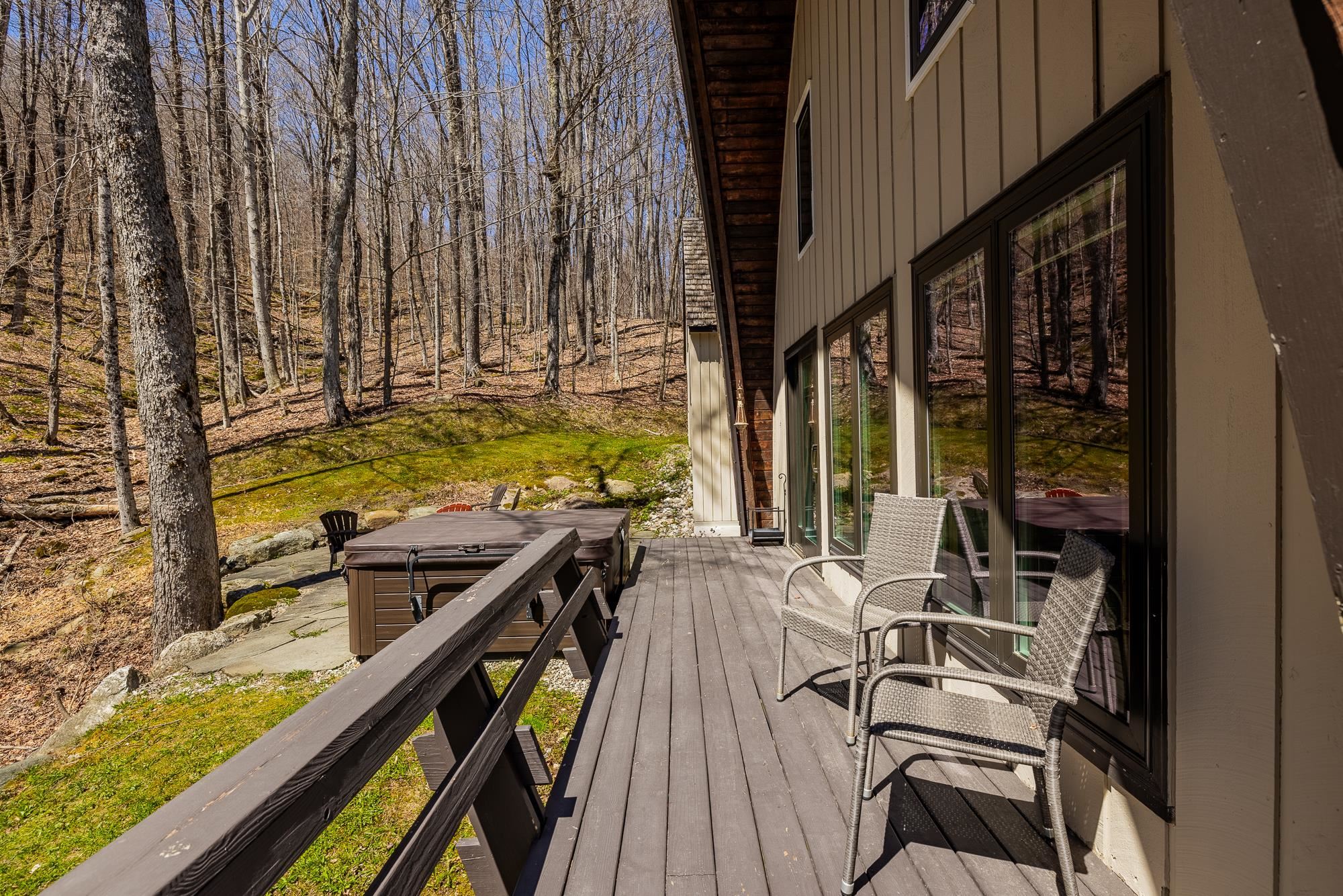 82 North Brookwood