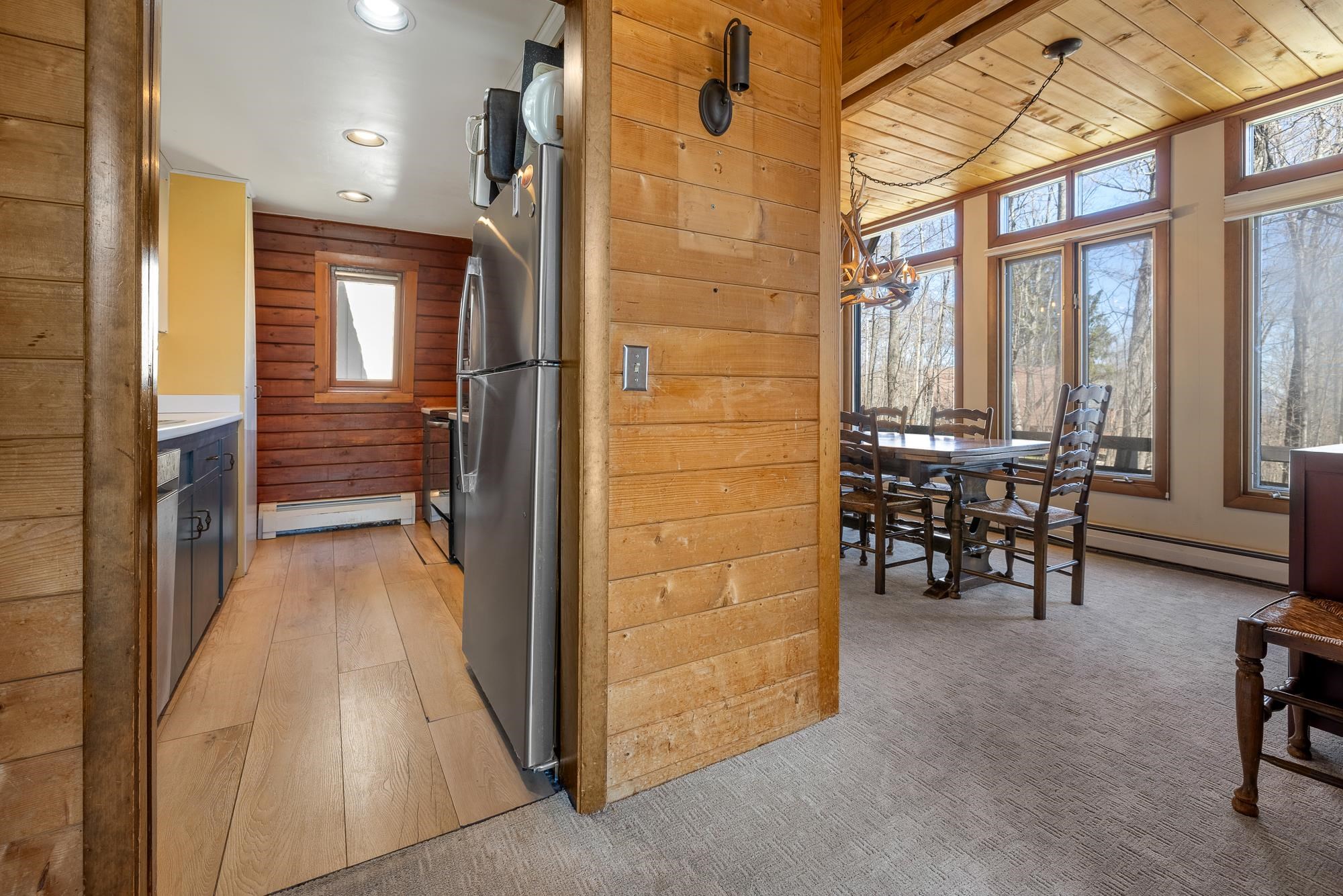 82 North Brookwood