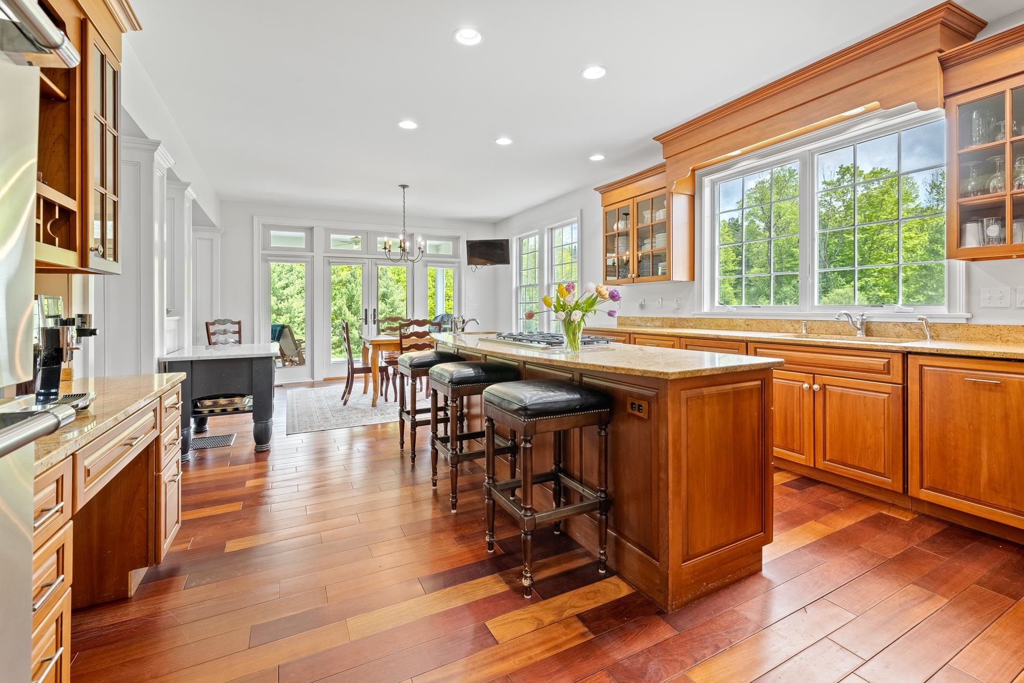 543 Lower Hollow Road