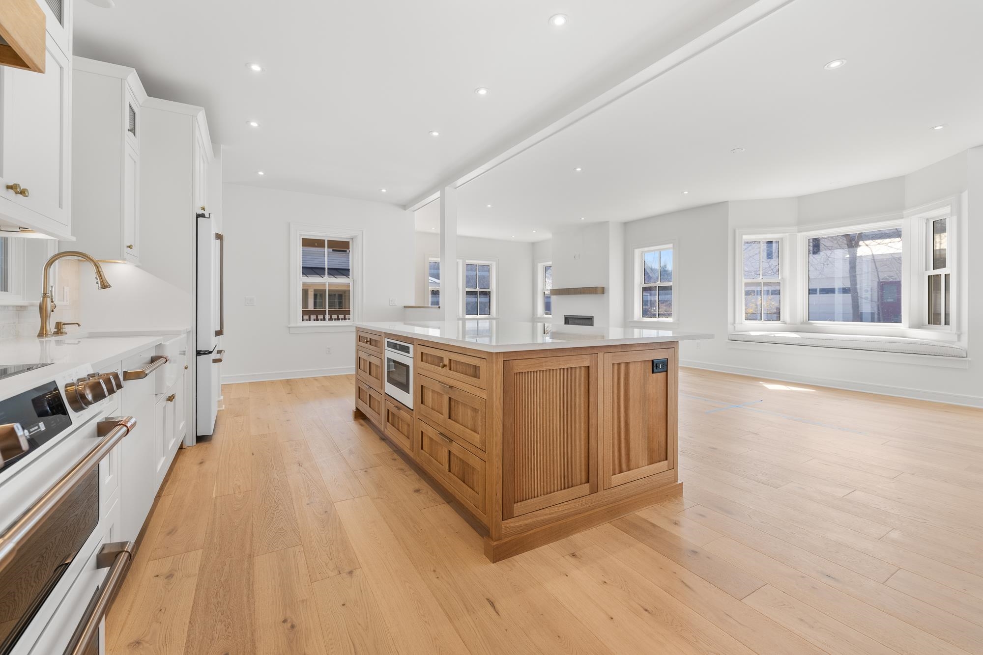 3746-3738 Main Street Unit: 1