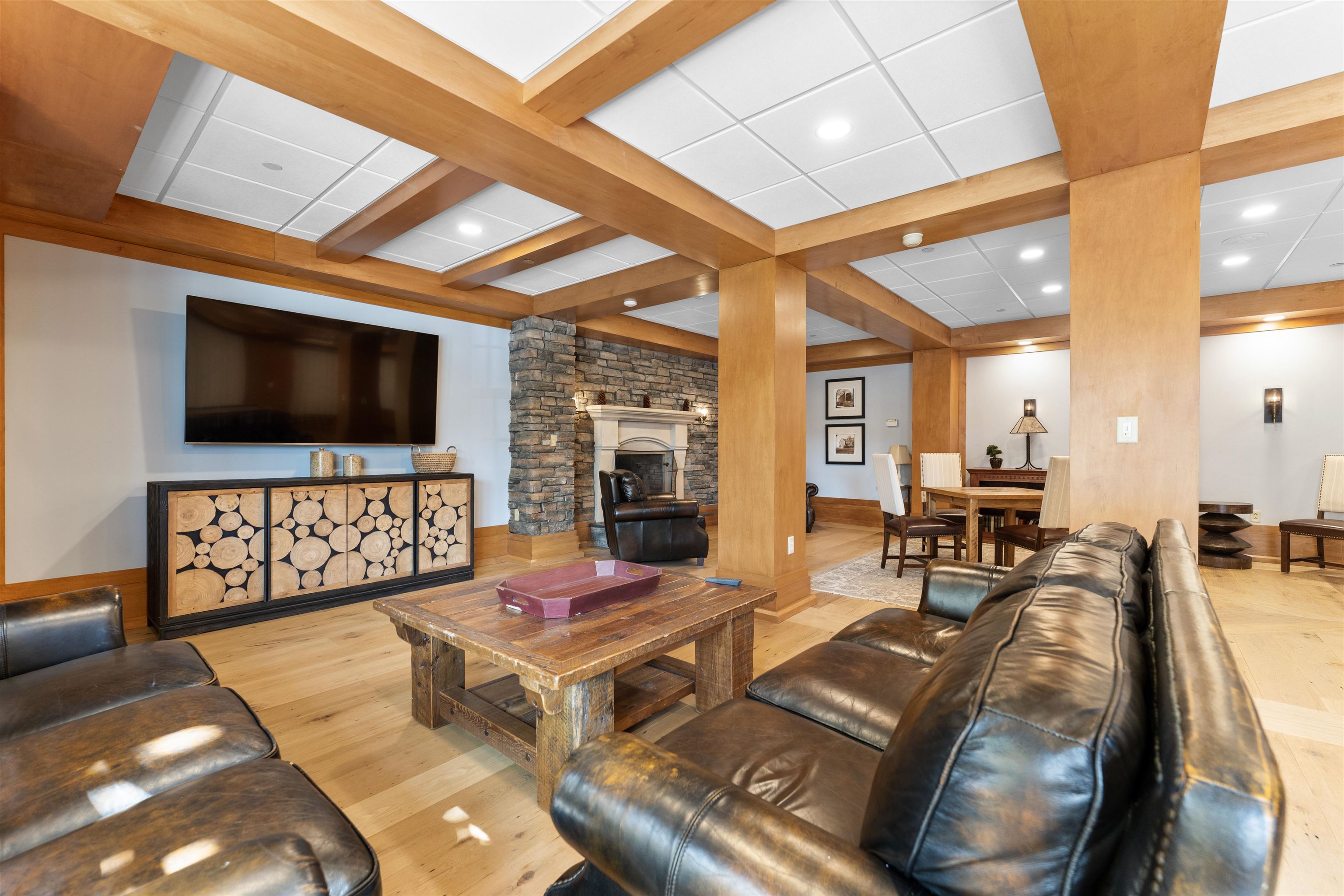 19 Village Lodge Road Unit: 409