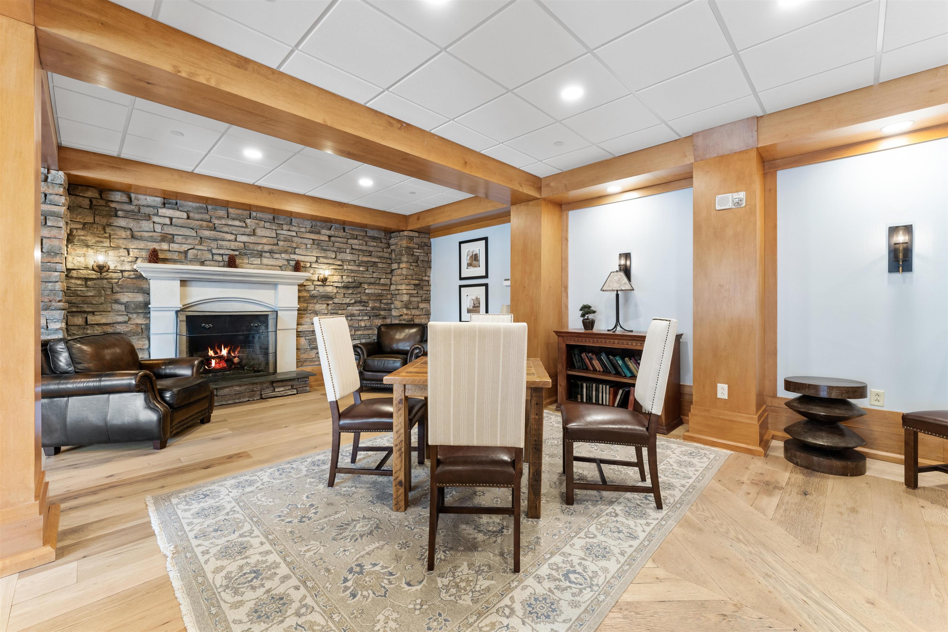 19 Village Lodge Road Unit: 409