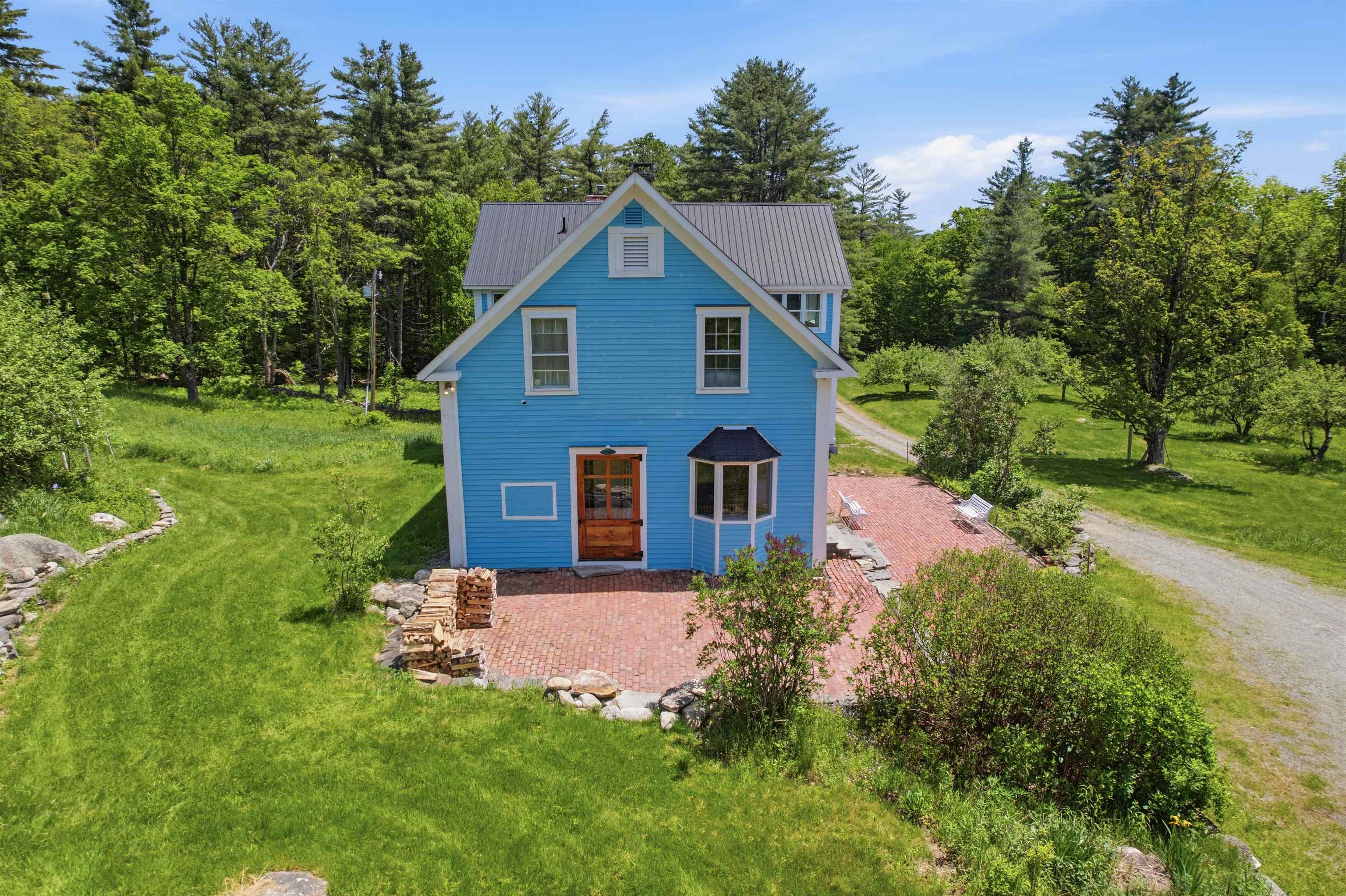 42 Blackberry Lane
