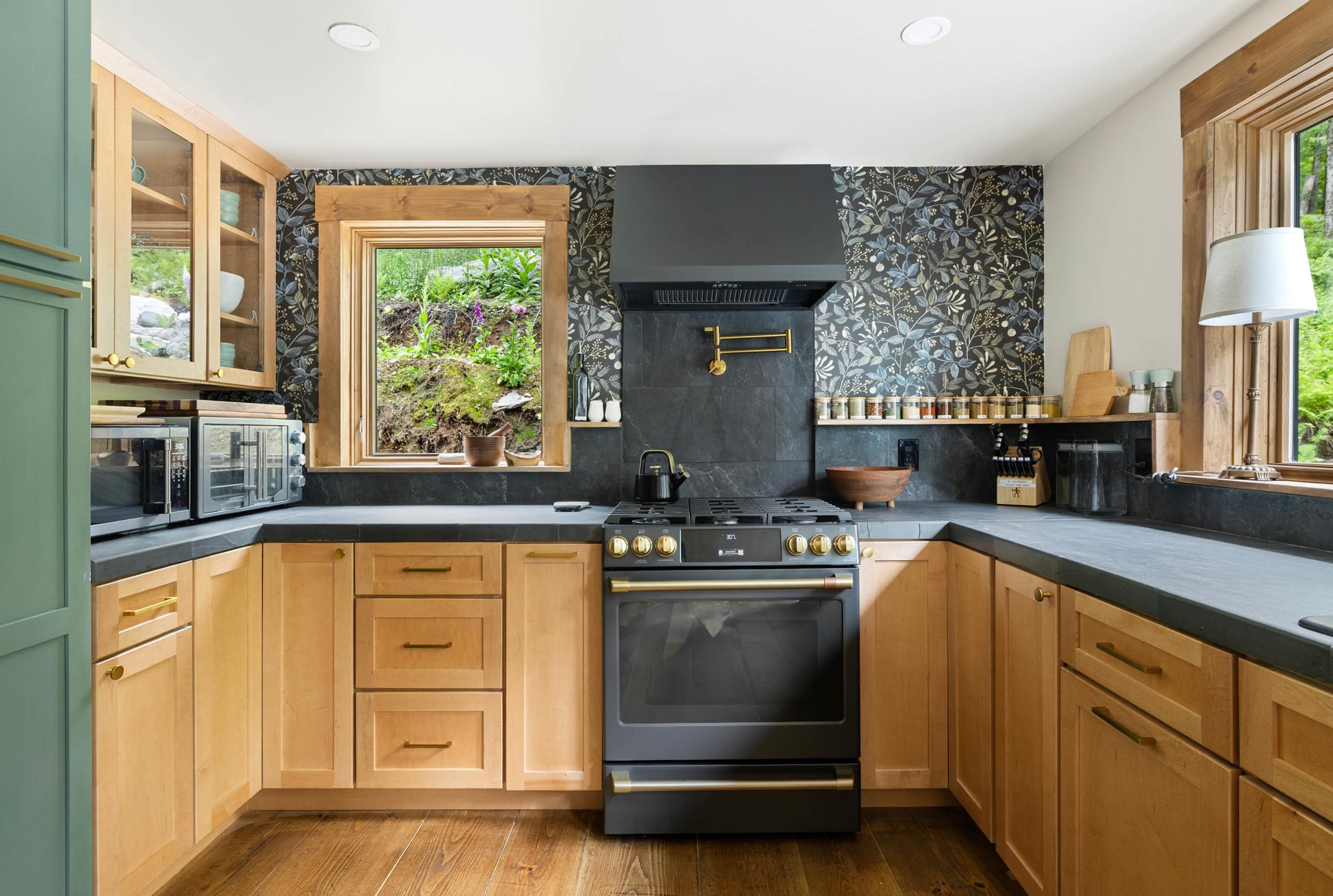 65 Lower Taylor Hill Road
