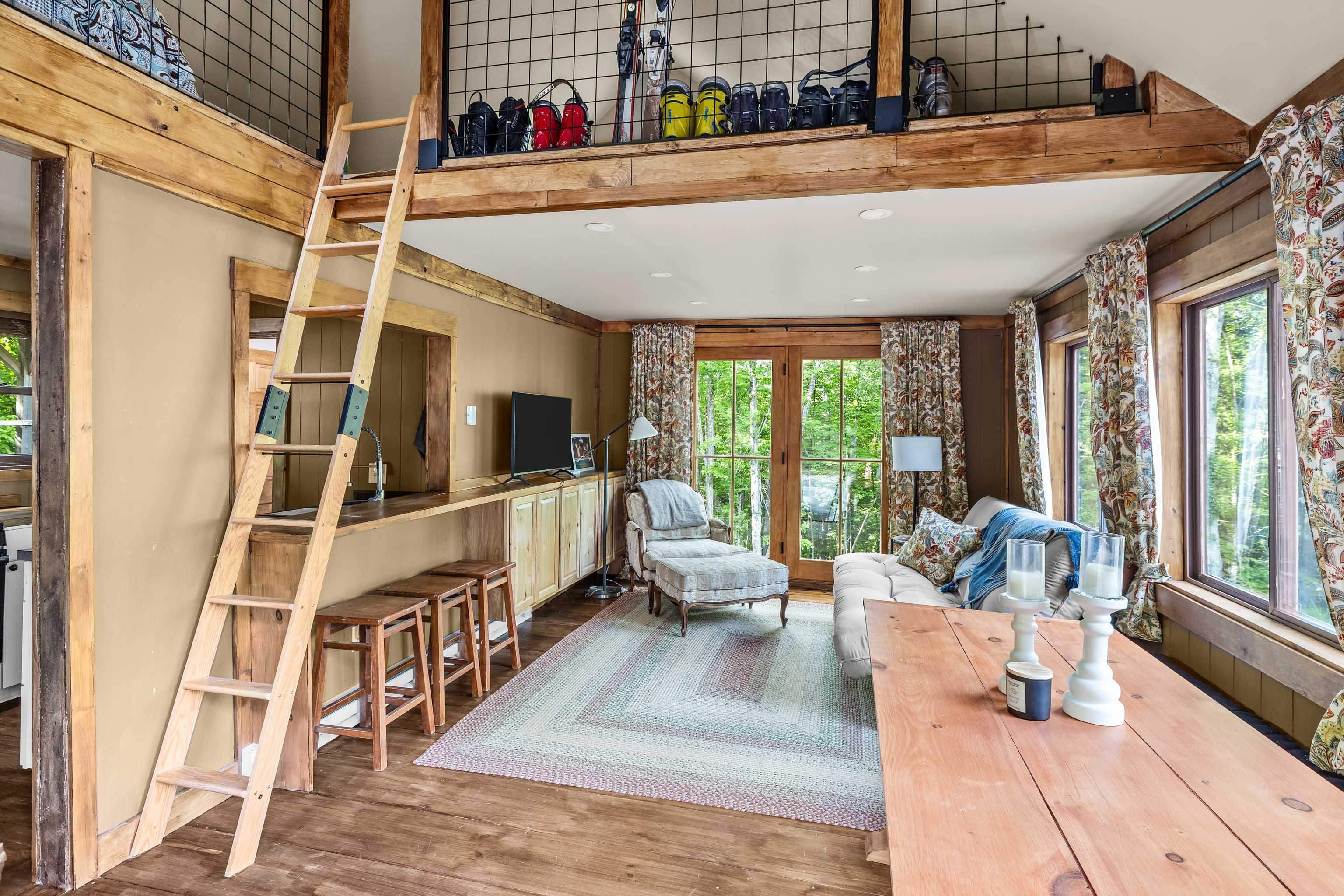 65 Lower Taylor Hill Road