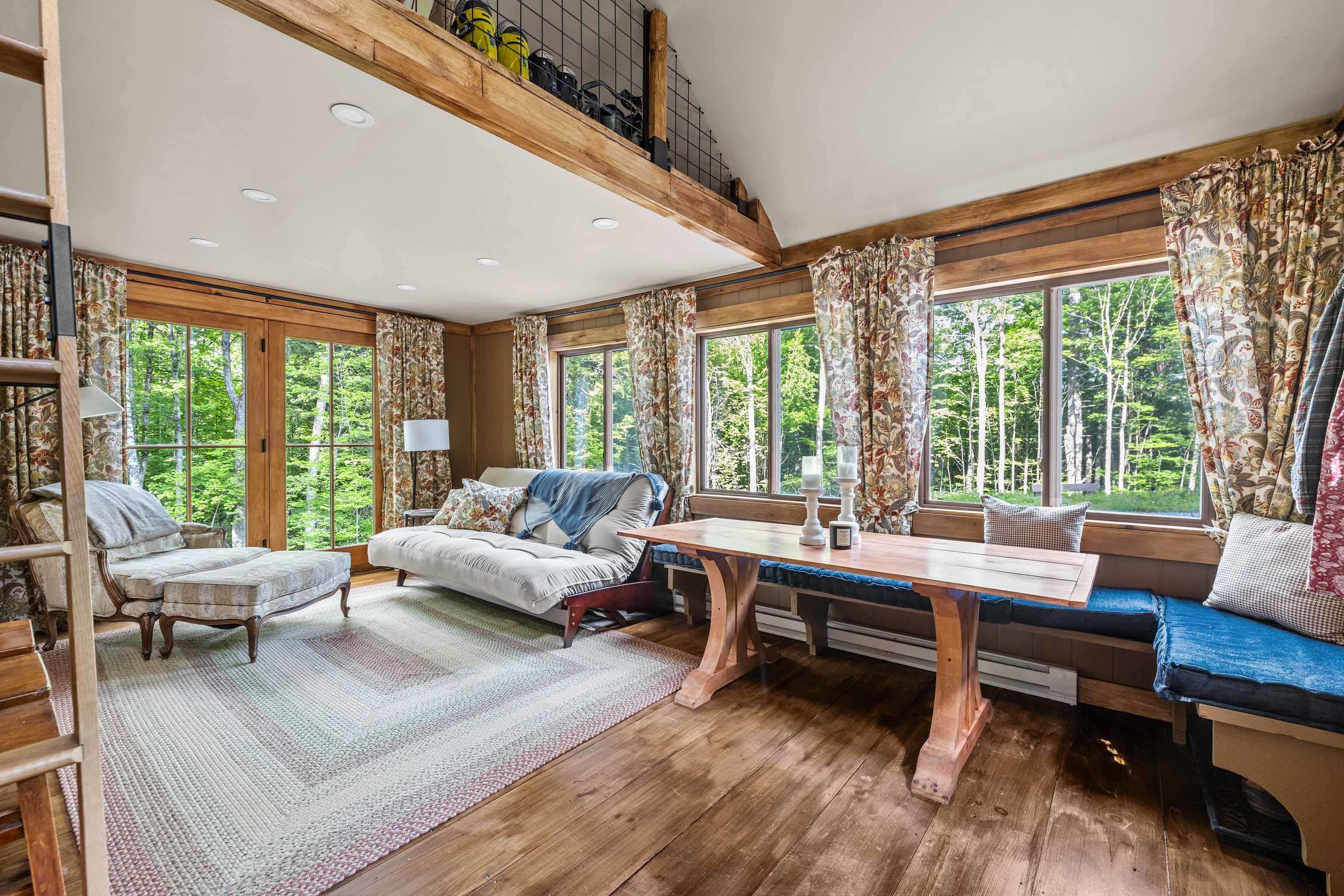 65 Lower Taylor Hill Road