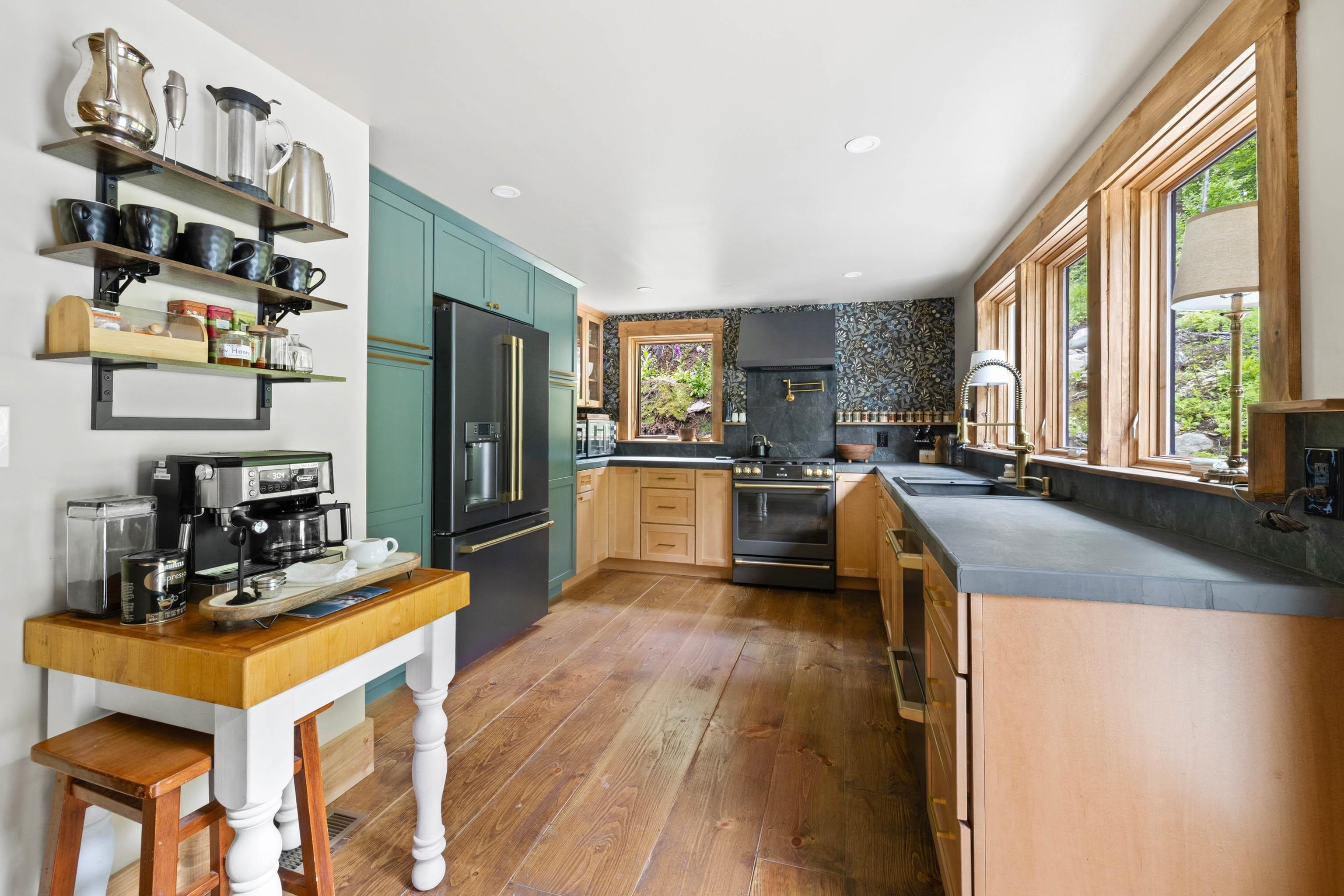 65 Lower Taylor Hill Road
