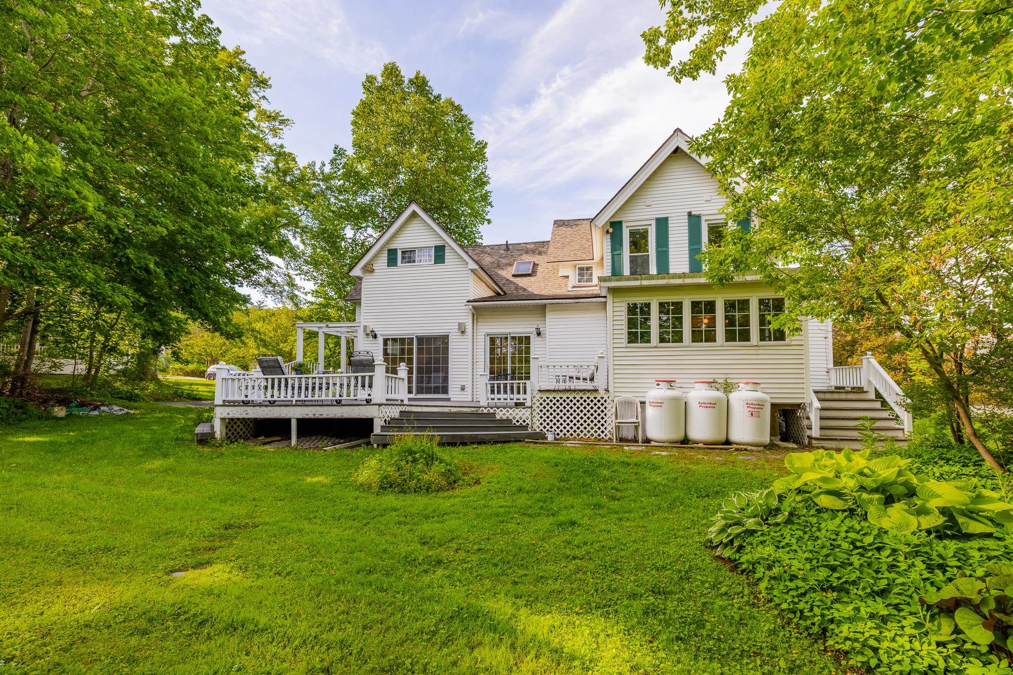 238 Seminary Avenue