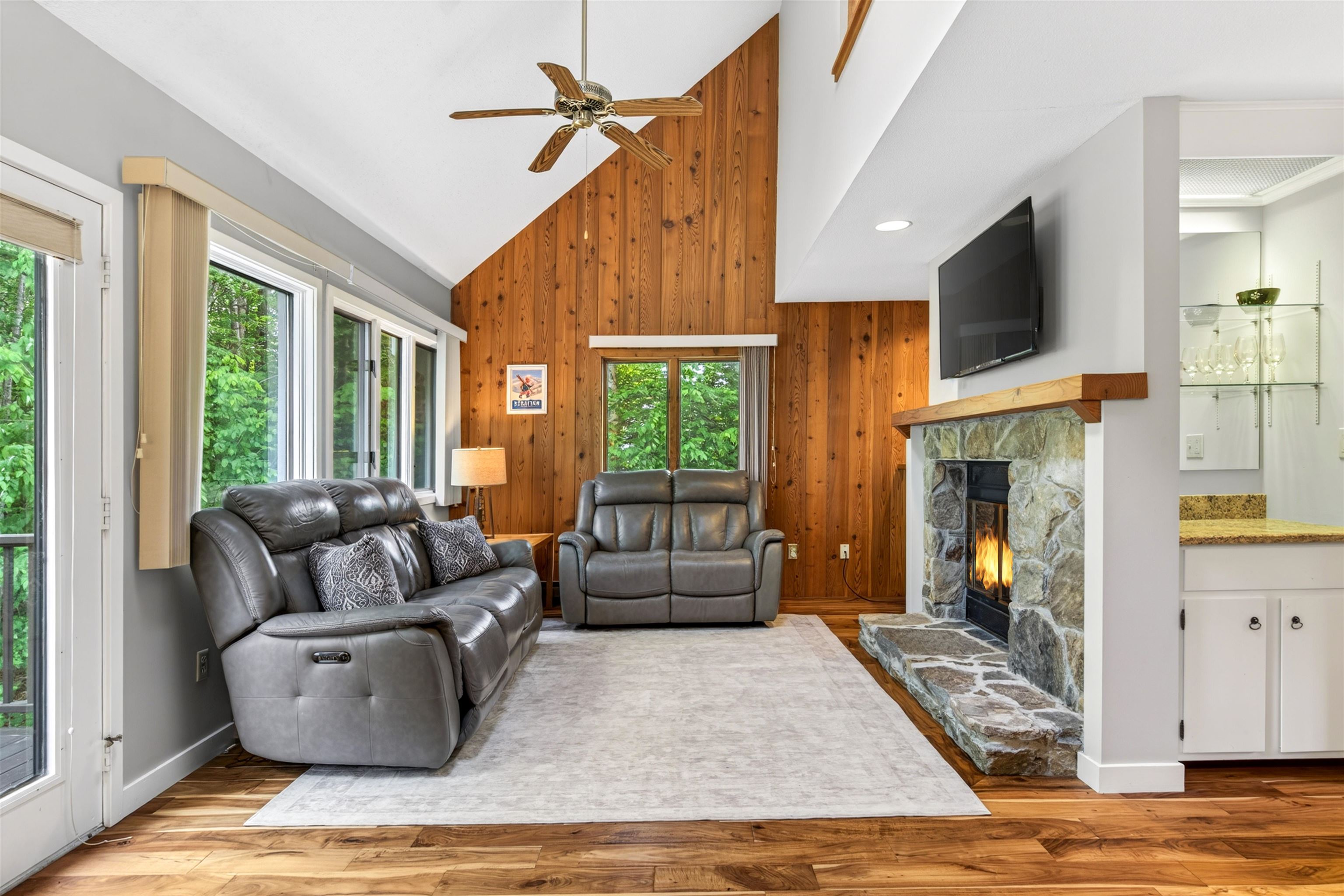 18 High Point Drive Unit: 501