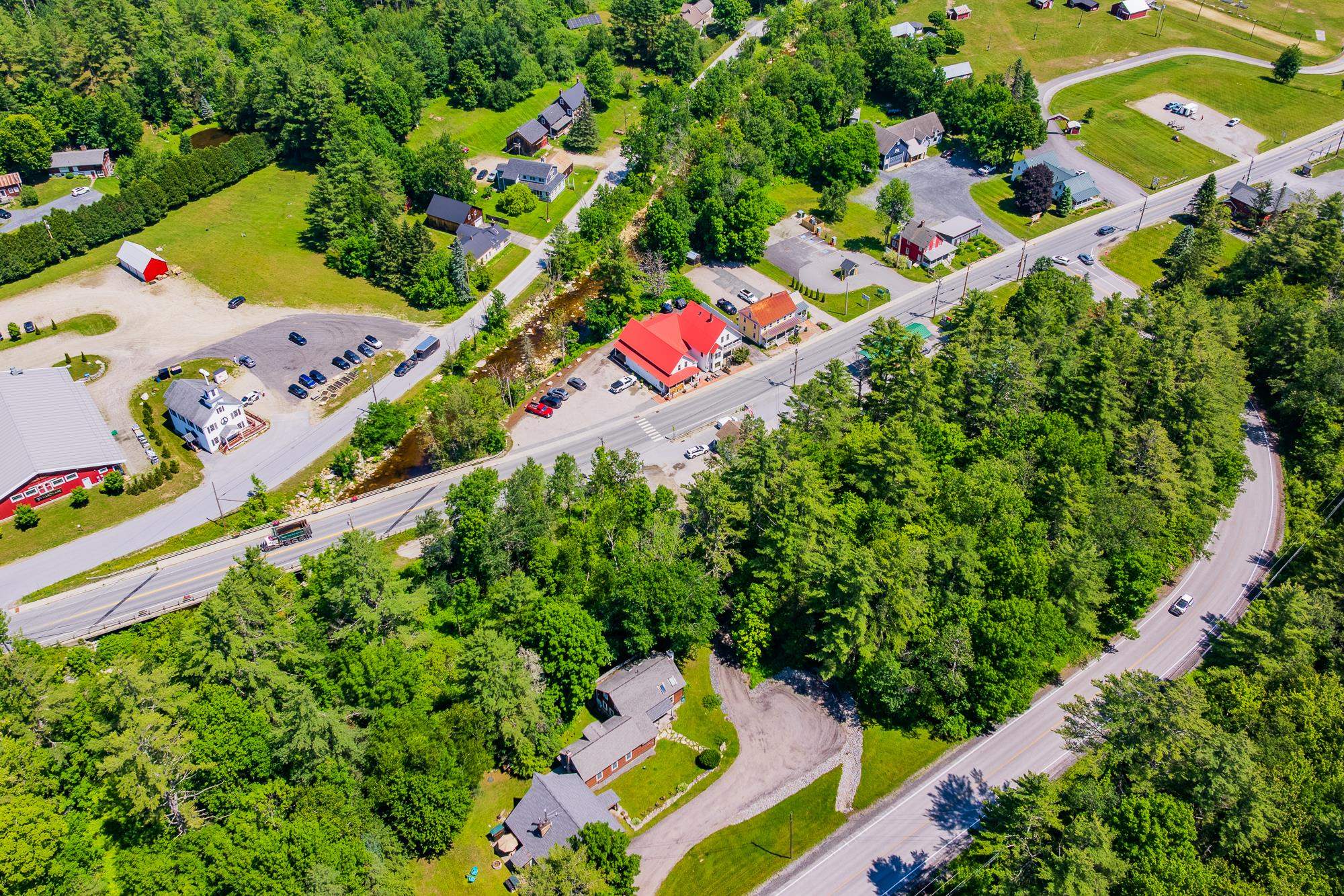 16 Old Farm Road Unit: 4