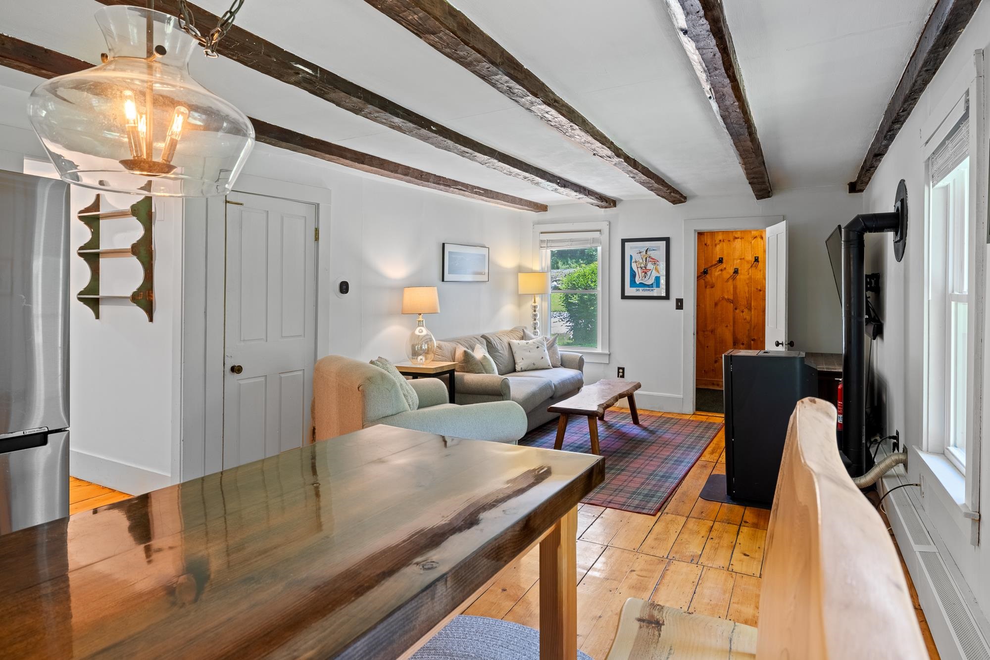 16 Old Farm Road Unit: 4