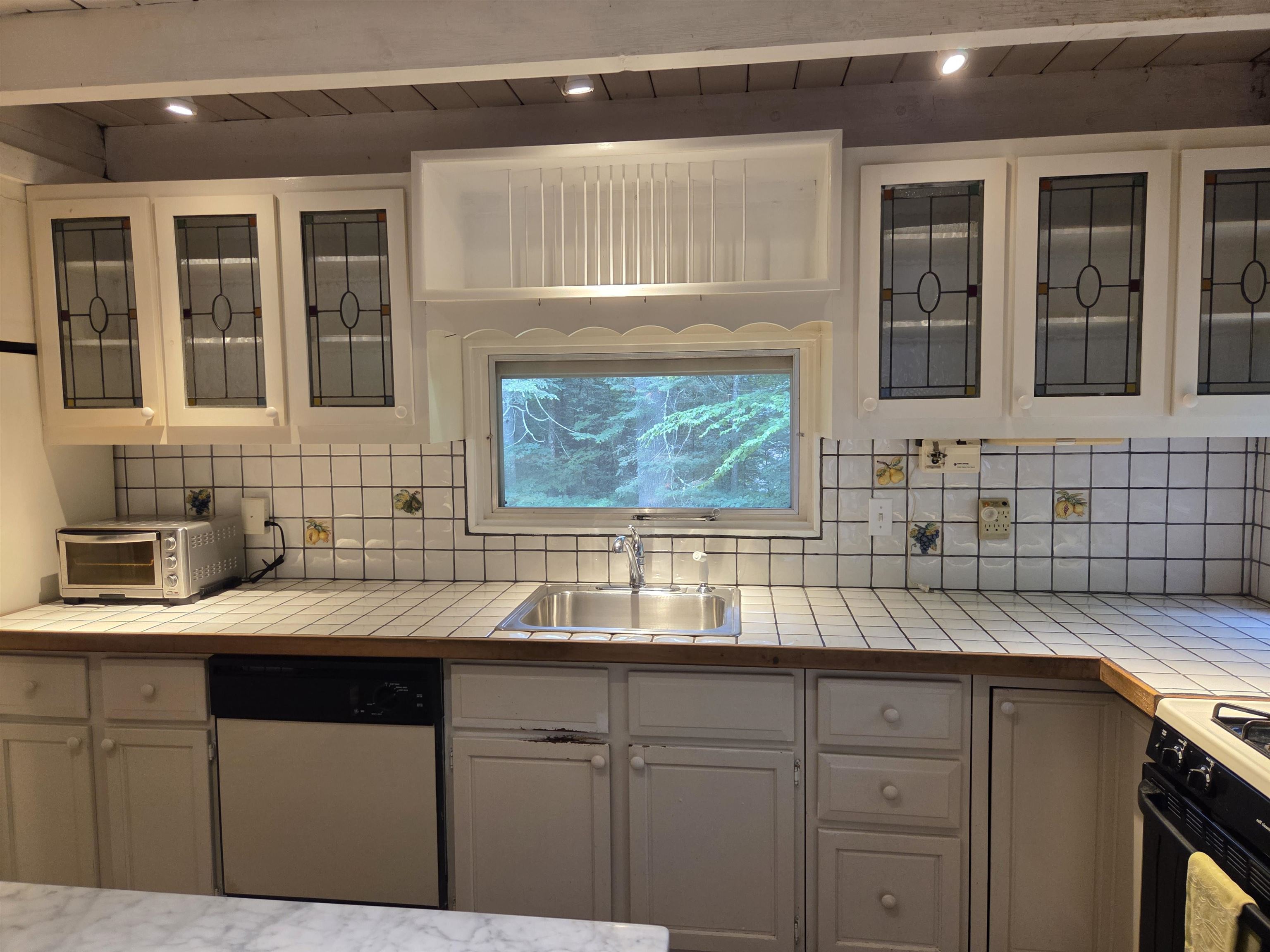2 Tallwood Circle